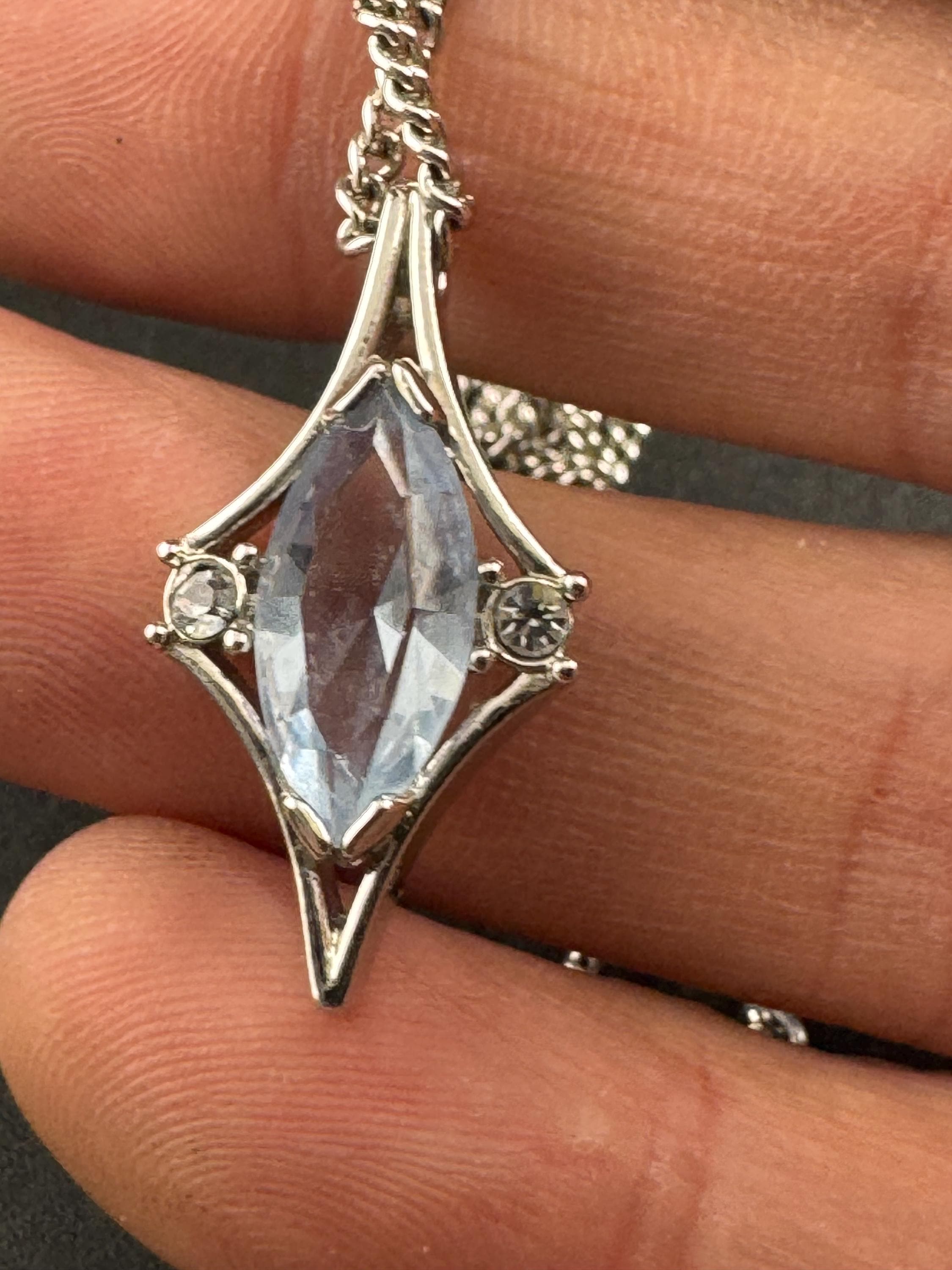 Avon vintage aquamarine pendant necklace, silver tone signed