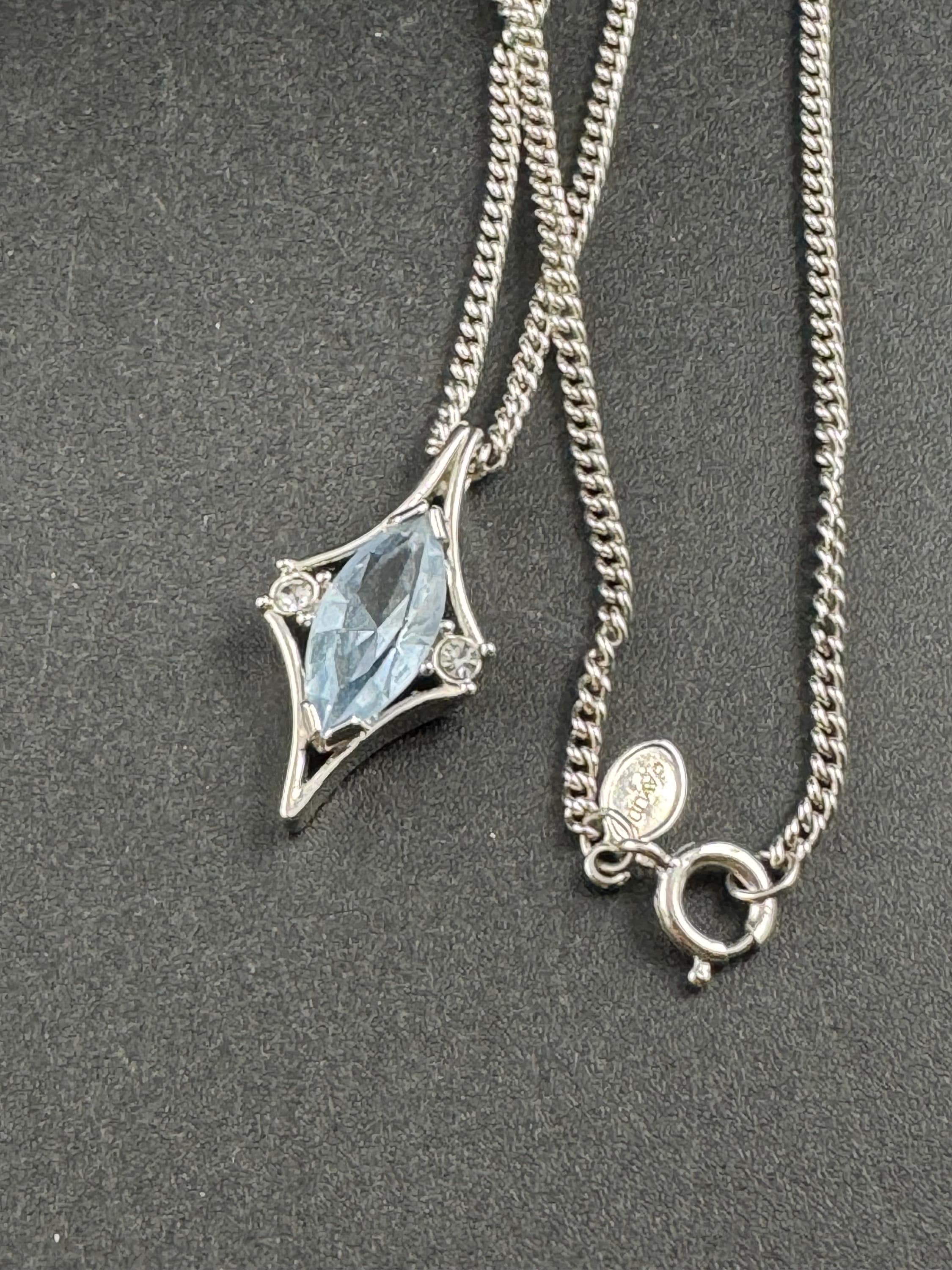 Avon vintage aquamarine pendant necklace, silver tone signed