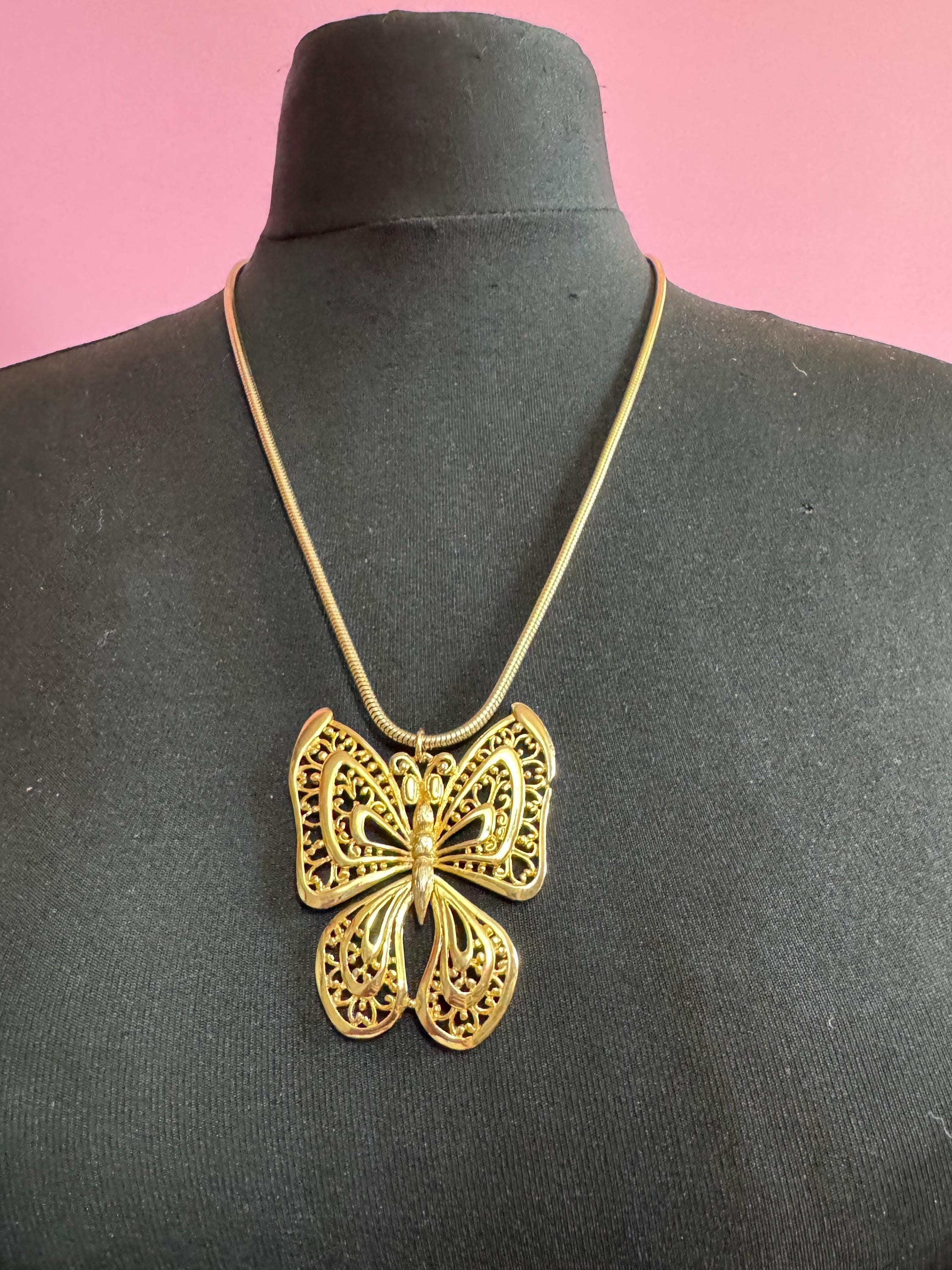 Vintage L RAZZA Butterfly pendant Necklace , 1969s signed gold tone
