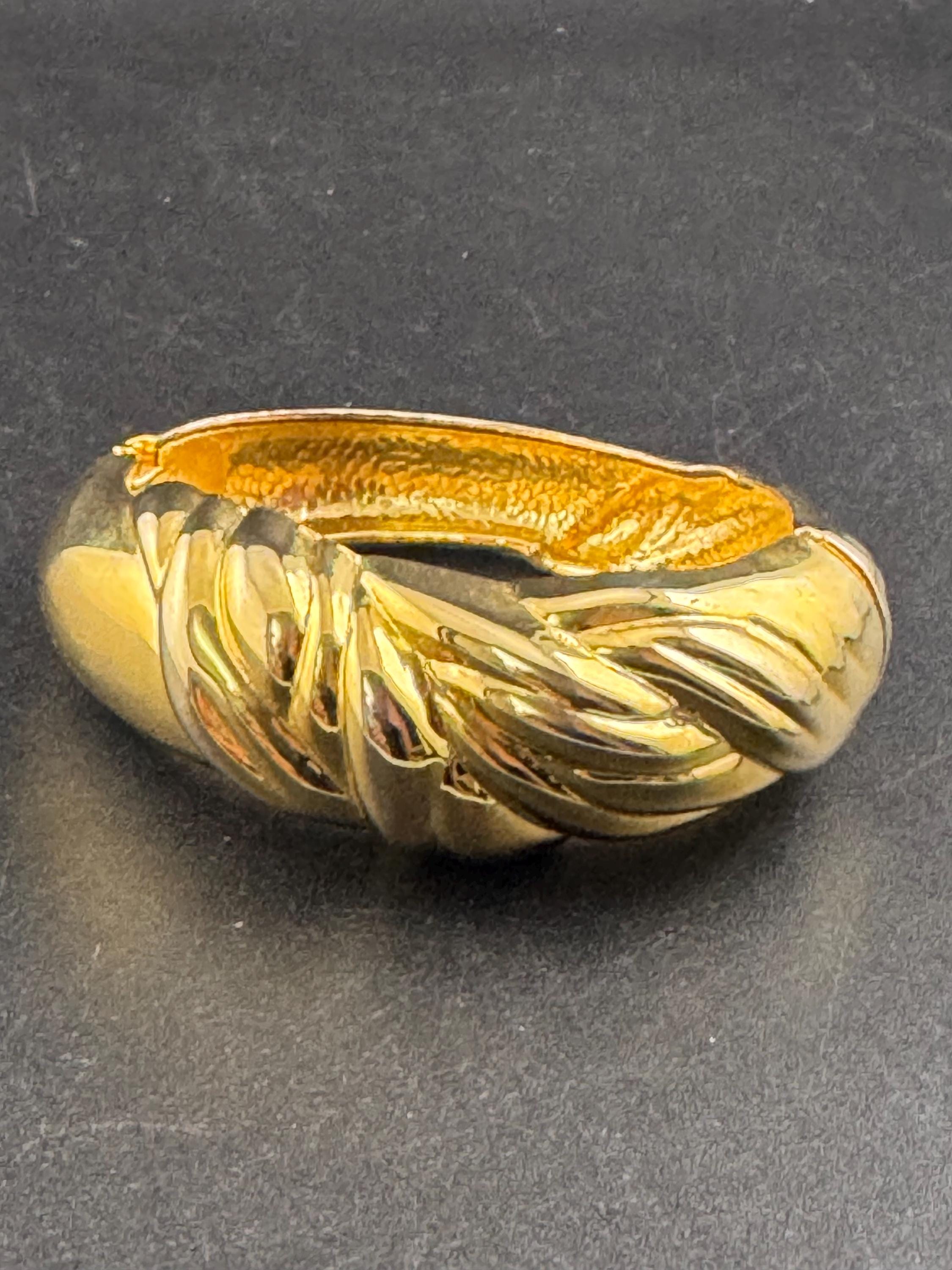 Vintage gold wide chunky clamper bangle, classic 80s