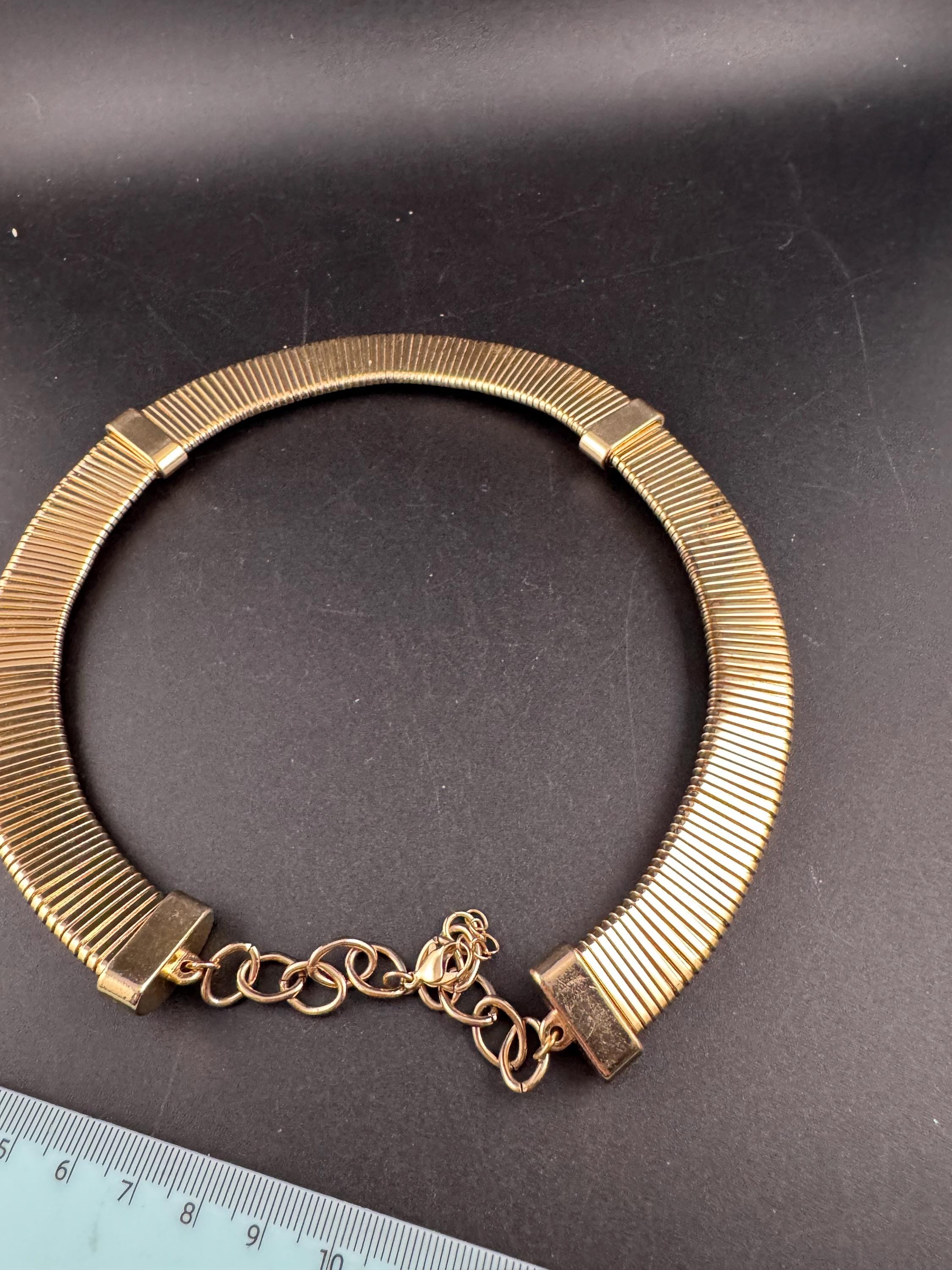 Gold omega link wide choker necklace, 1990s