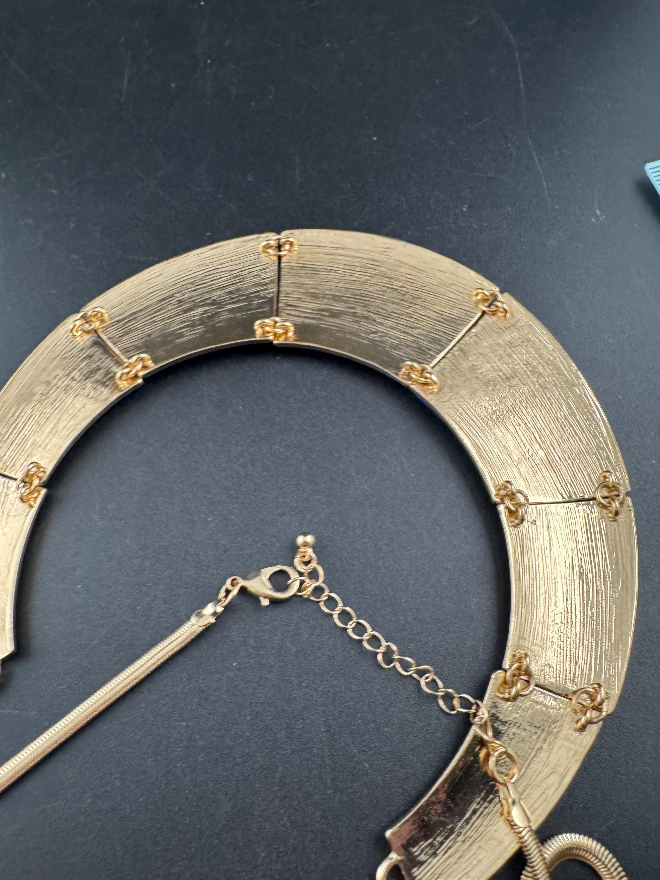 Blue Enamel wide Choker: Vintage Gold Tone chain necklace