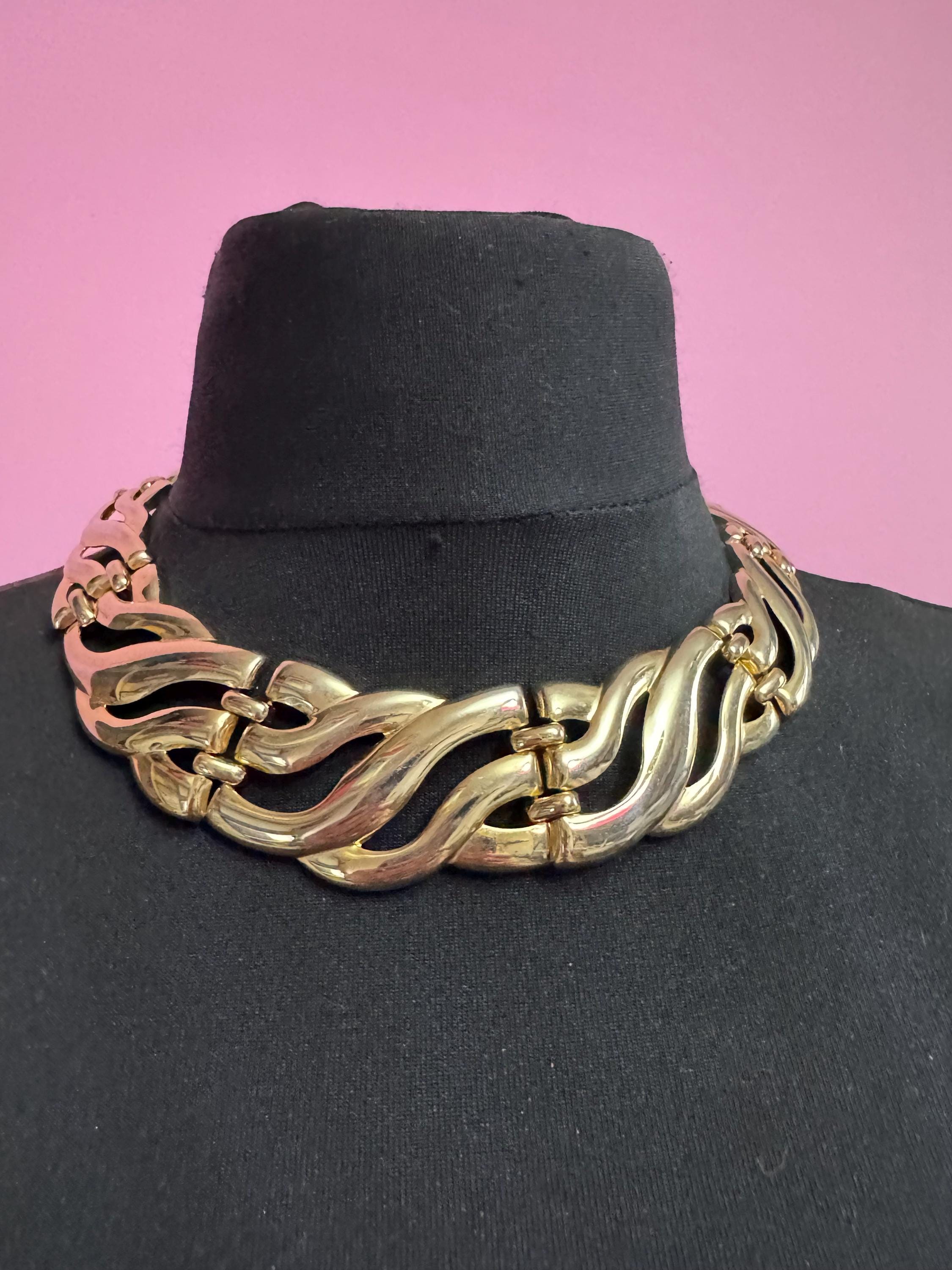 1980s wide chunky gold choker, embossed retro necklace