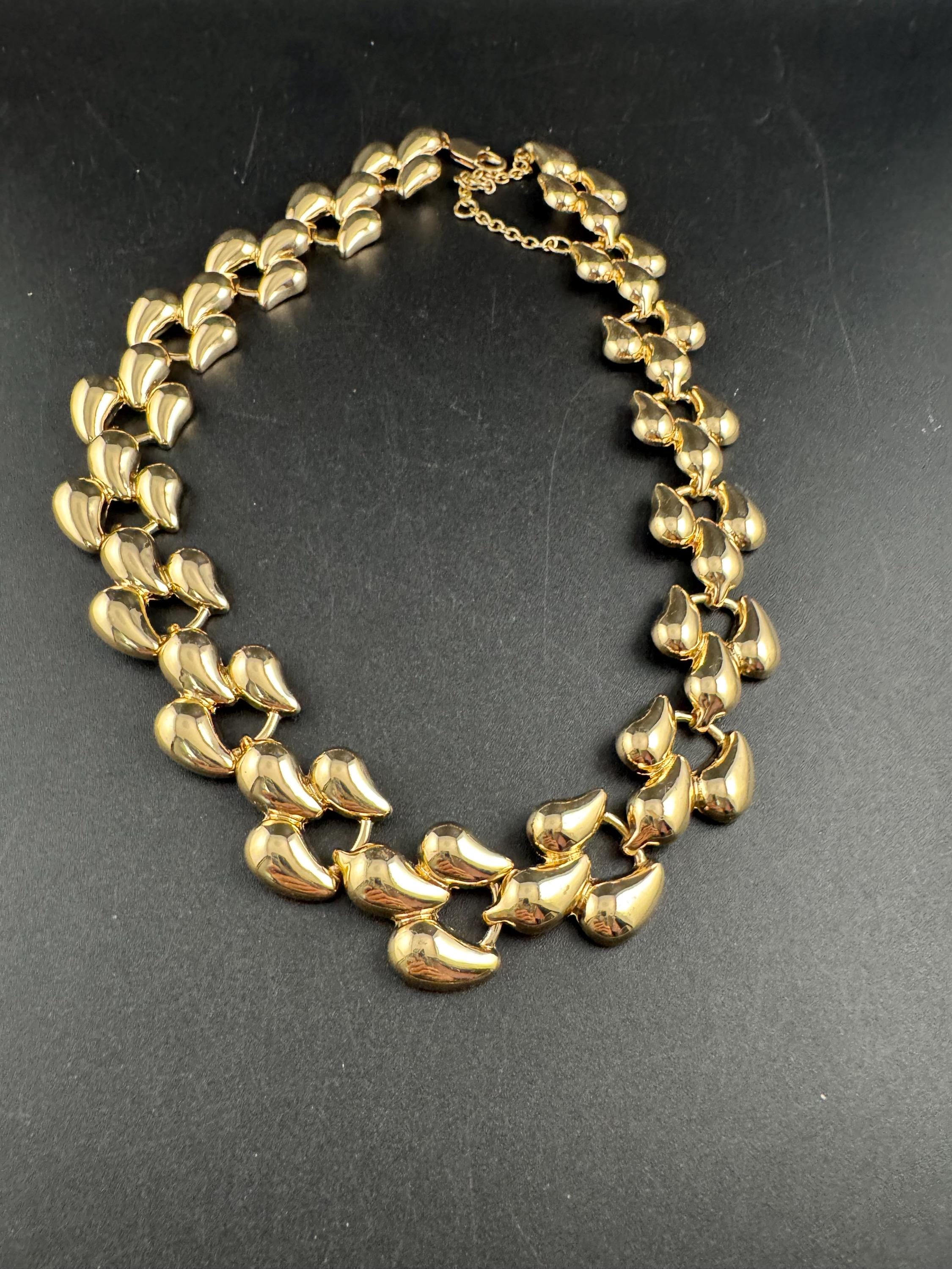 1980s wide chunky gold choker, embossed necklace 45-53cm