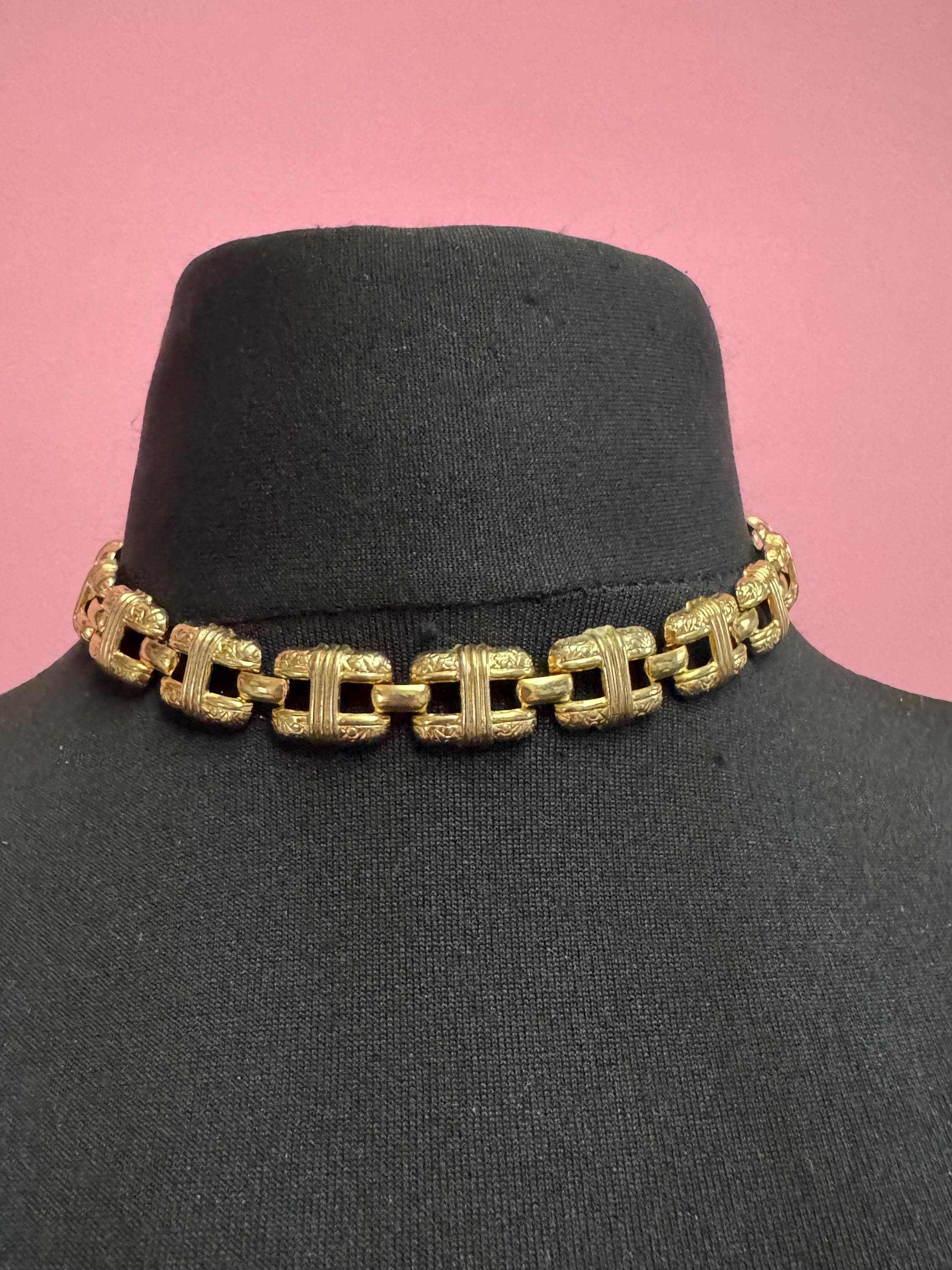Vintage gold panel link choker necklace, 1980s embossed links