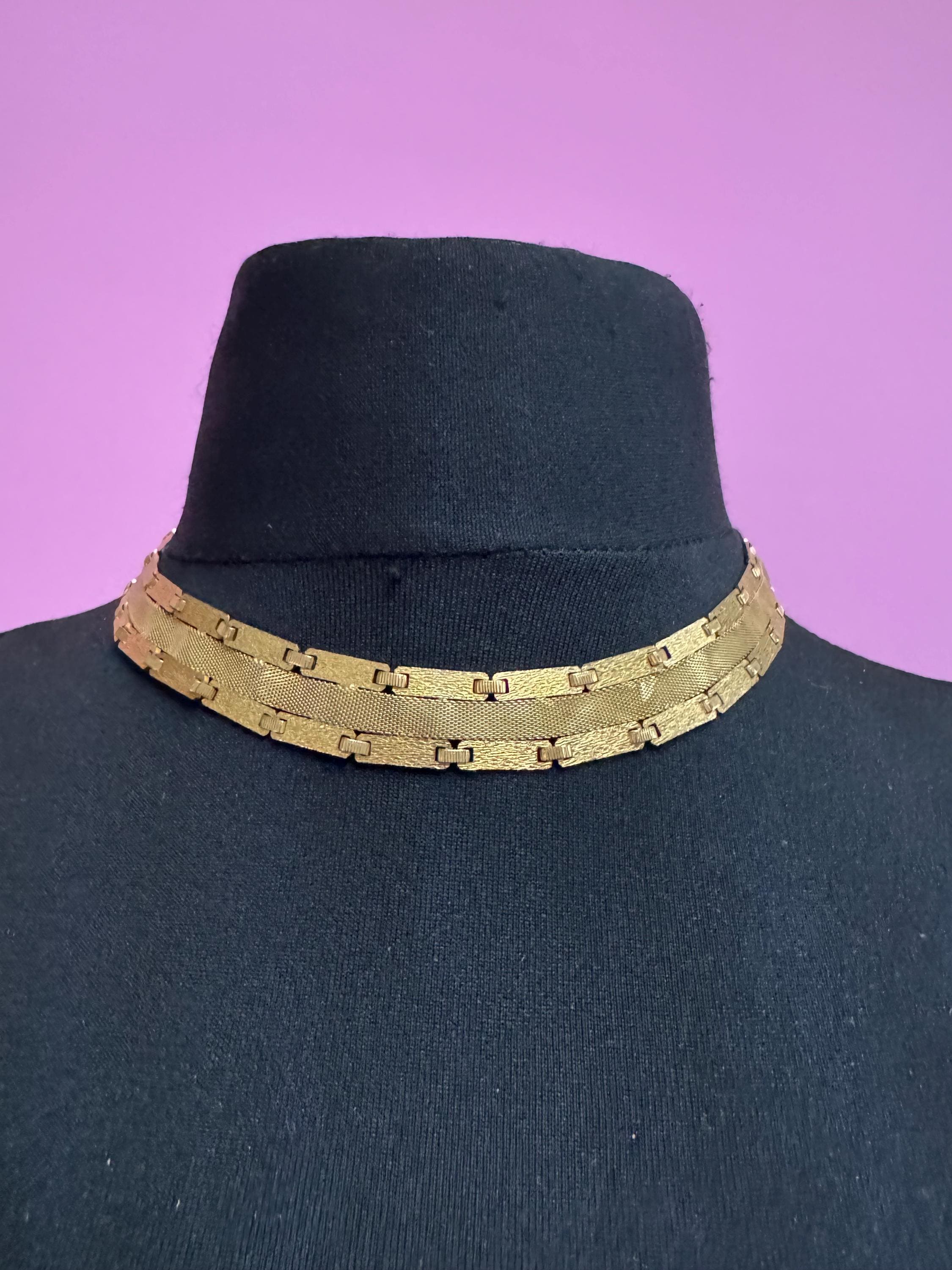 Wide triple mesh woven gold plated choker necklace, Vintage 1960s