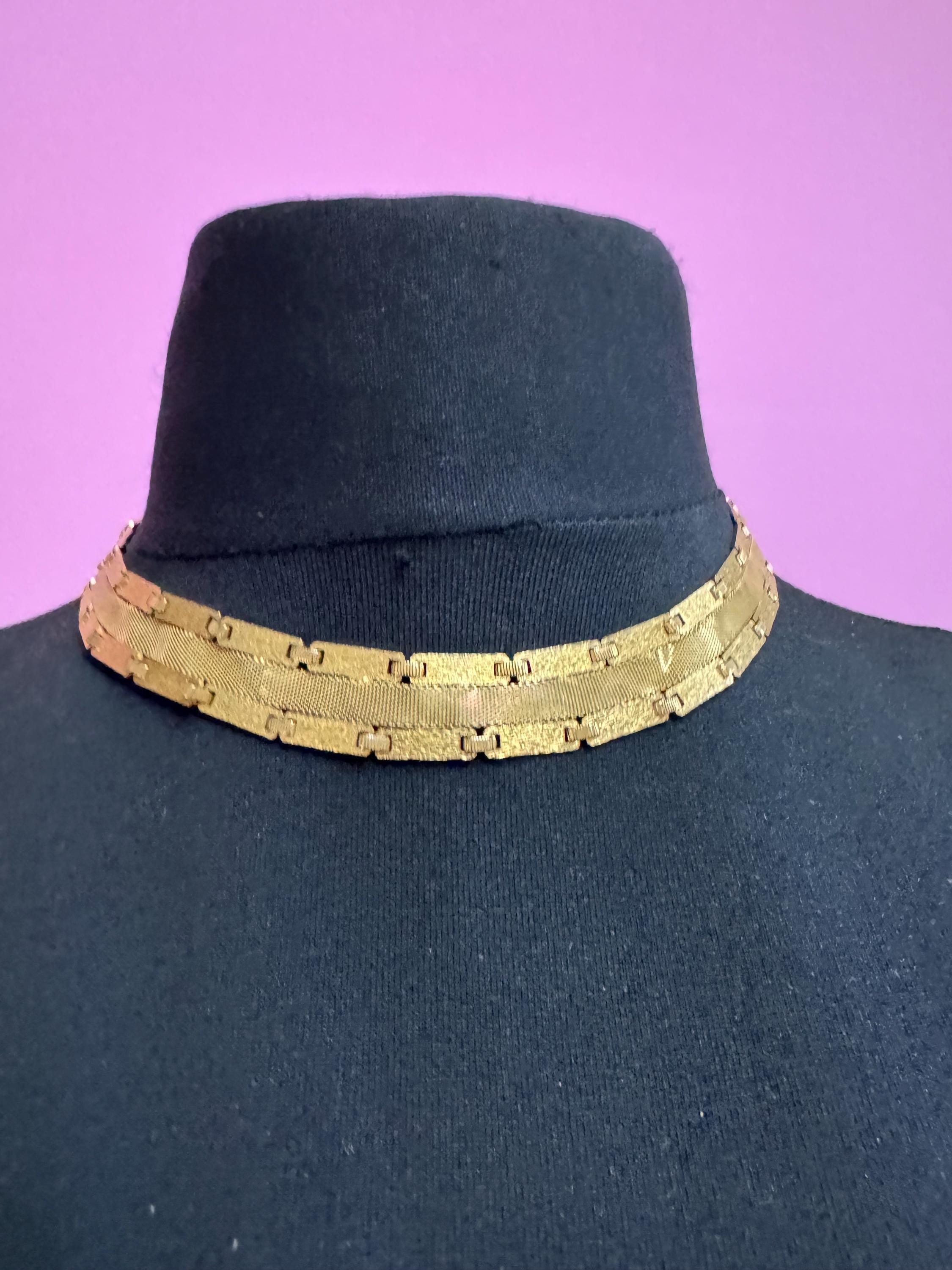 Wide triple mesh woven gold plated choker necklace, Vintage 1960s
