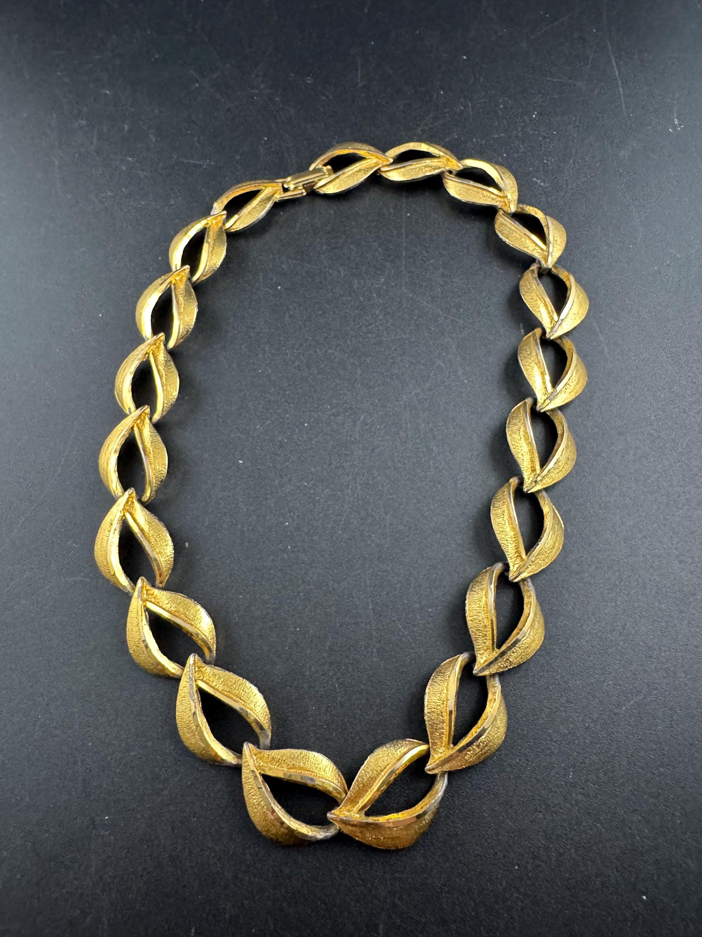 vintage collar necklace gold brushed links, choker 1950s 1960s