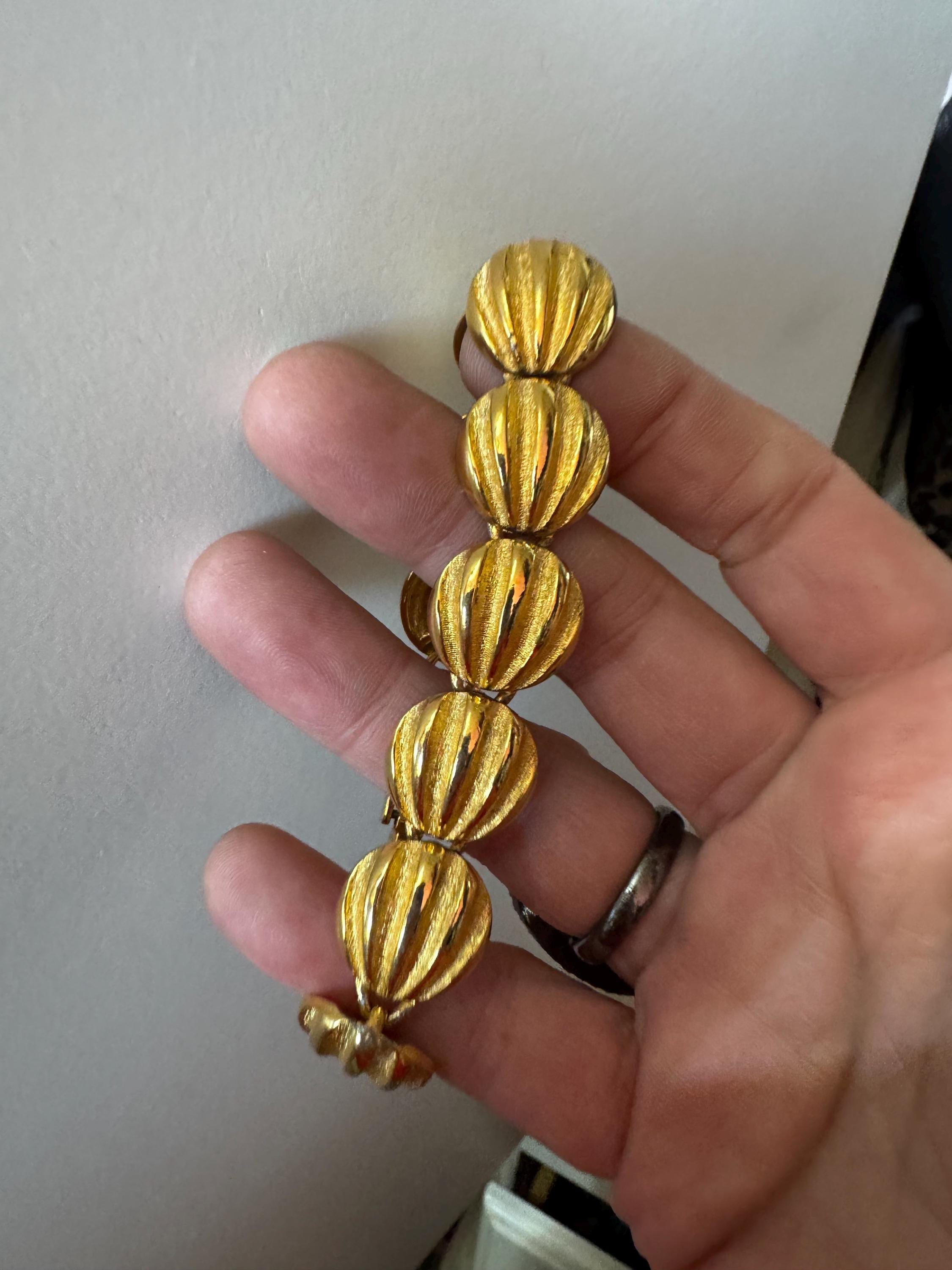 Vintage round panel link bracelet, gold tone stamped