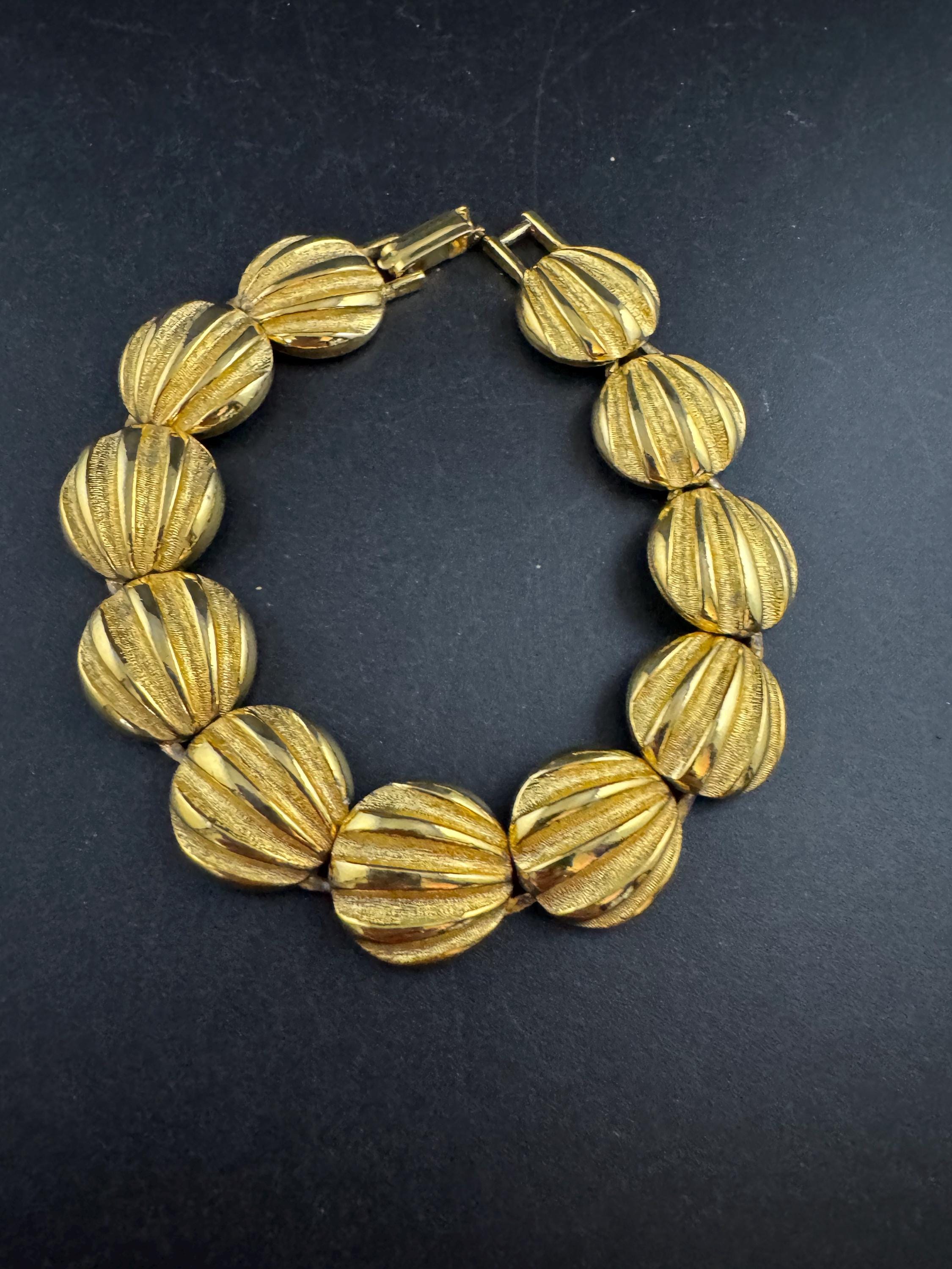 Vintage round panel link bracelet, gold tone stamped
