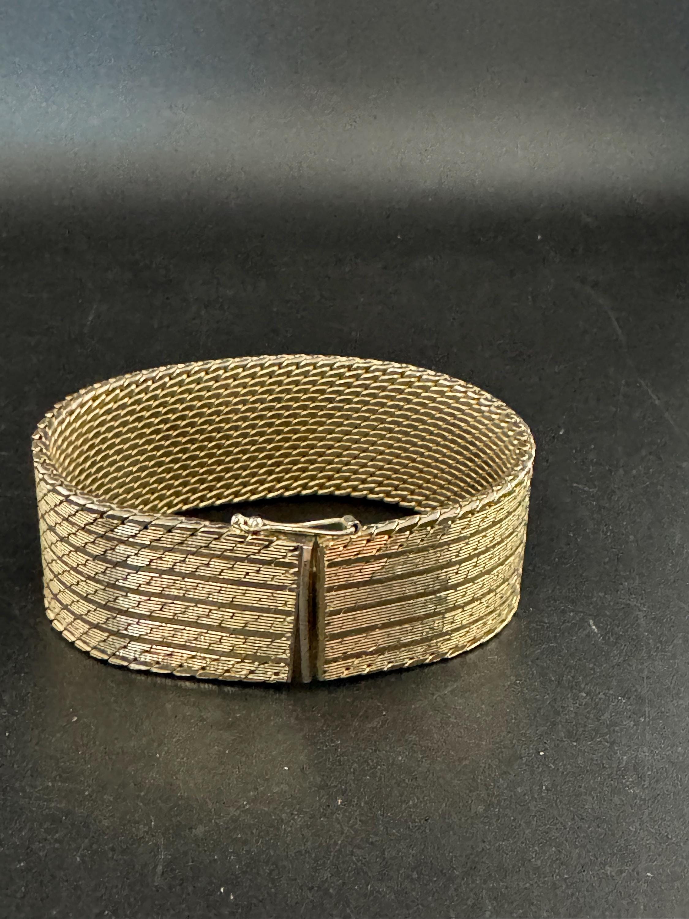 1970s Italian tapered articulated flat bracelet, gold plated and in fabulous condition