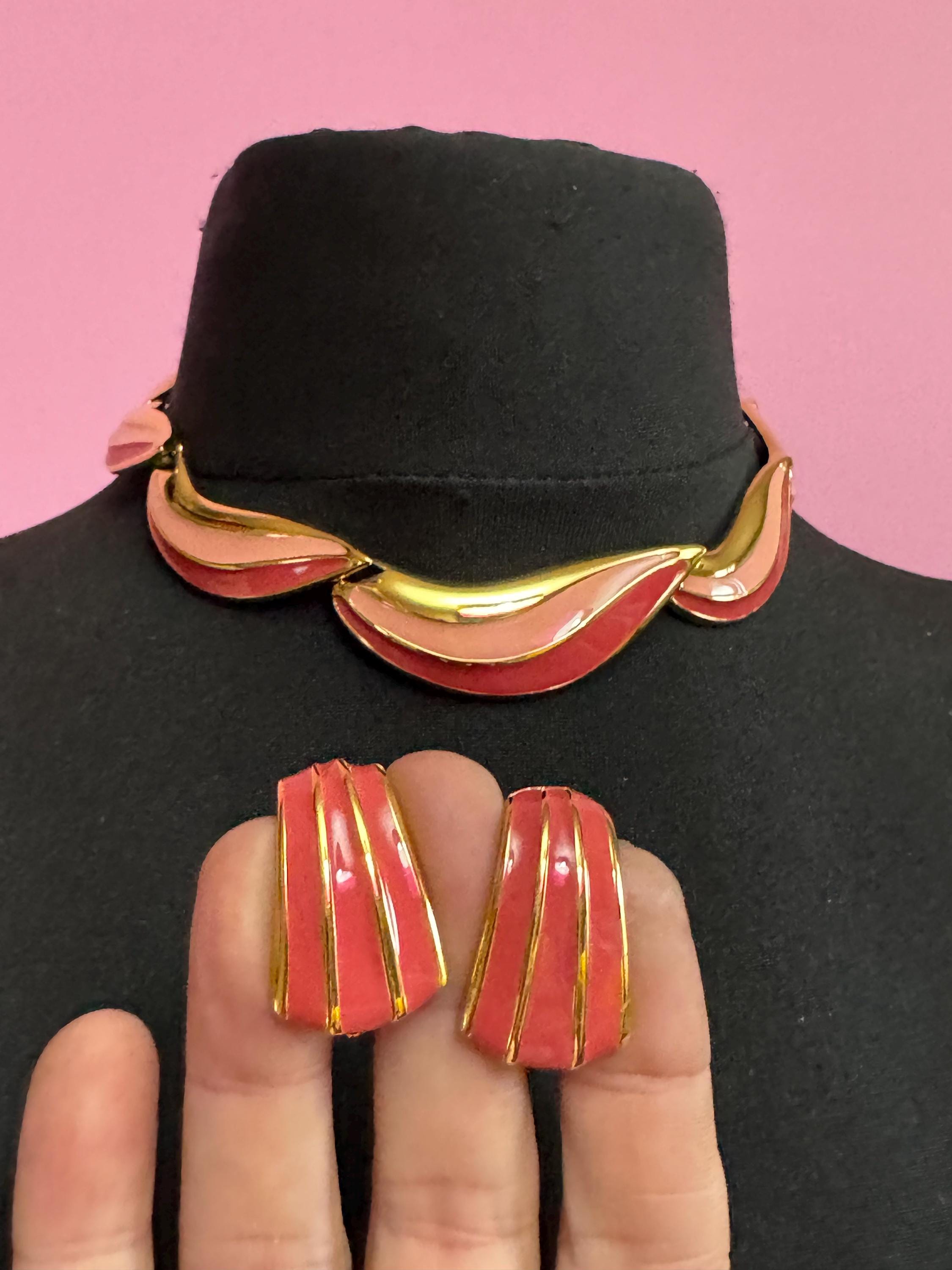 Vintage Napier pink rose enamel Choker Necklace & Earrings Set, gold tone signed