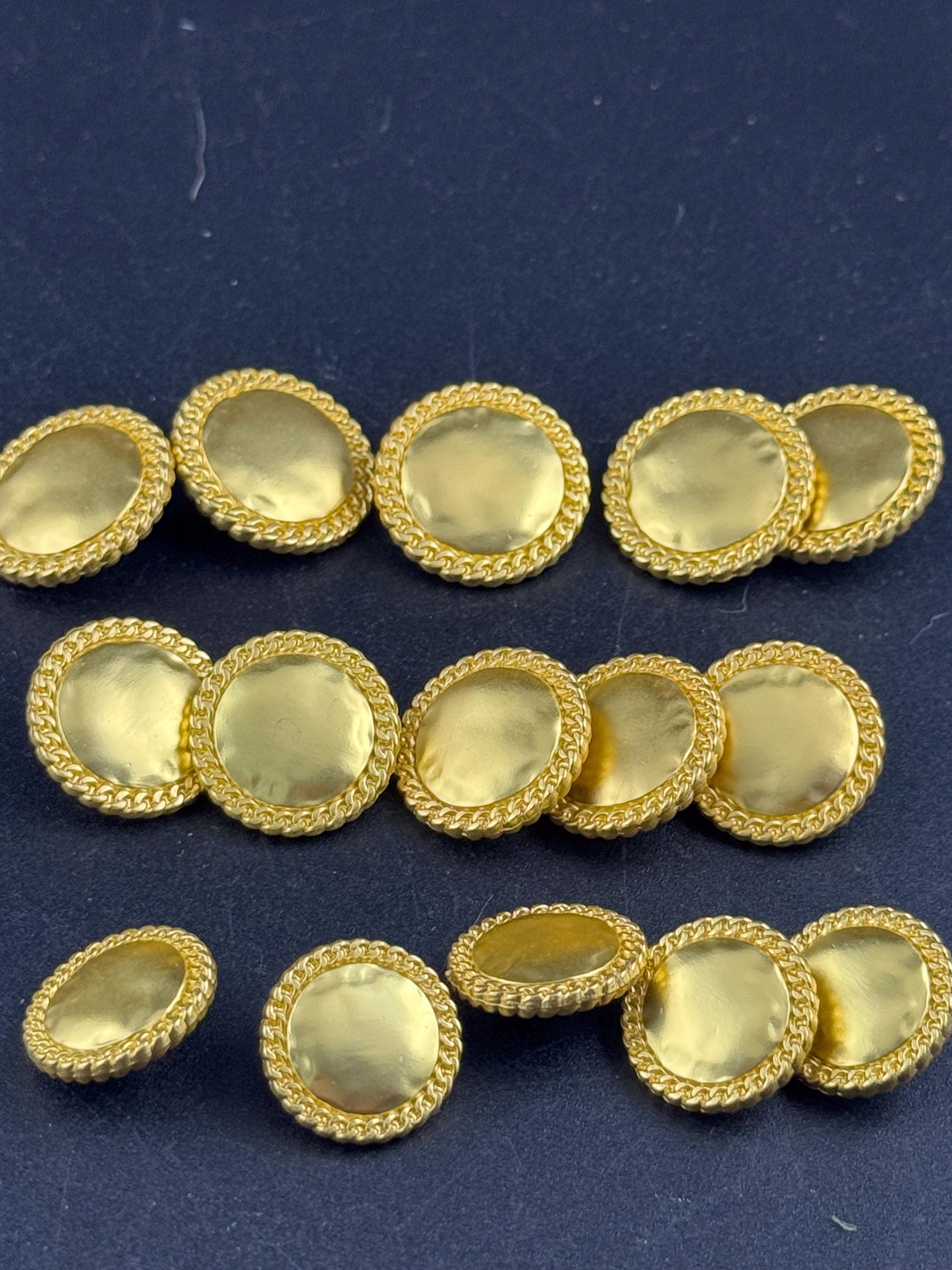 Matt gold chain edge buttons, 3 sizes bright yellow metal