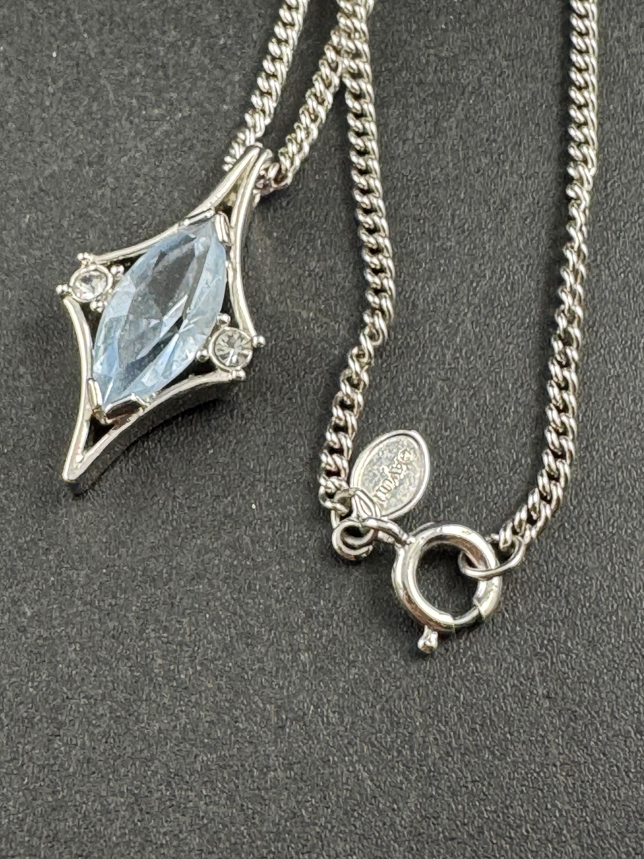 Avon vintage aquamarine pendant necklace, silver tone signed