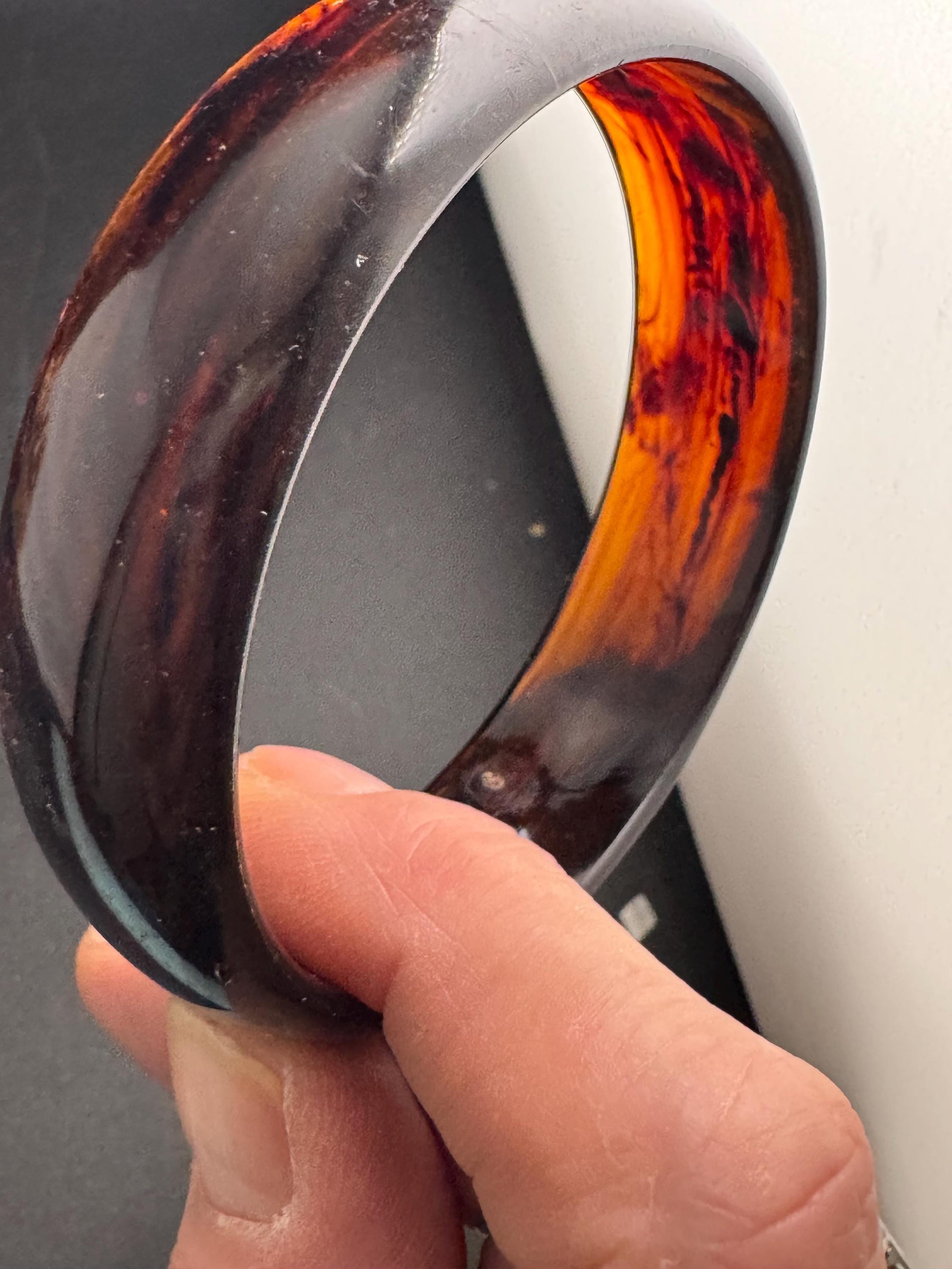 Faux tortoiseshell brown plastic  bangle, vintage bracelet ideal for stacking layering