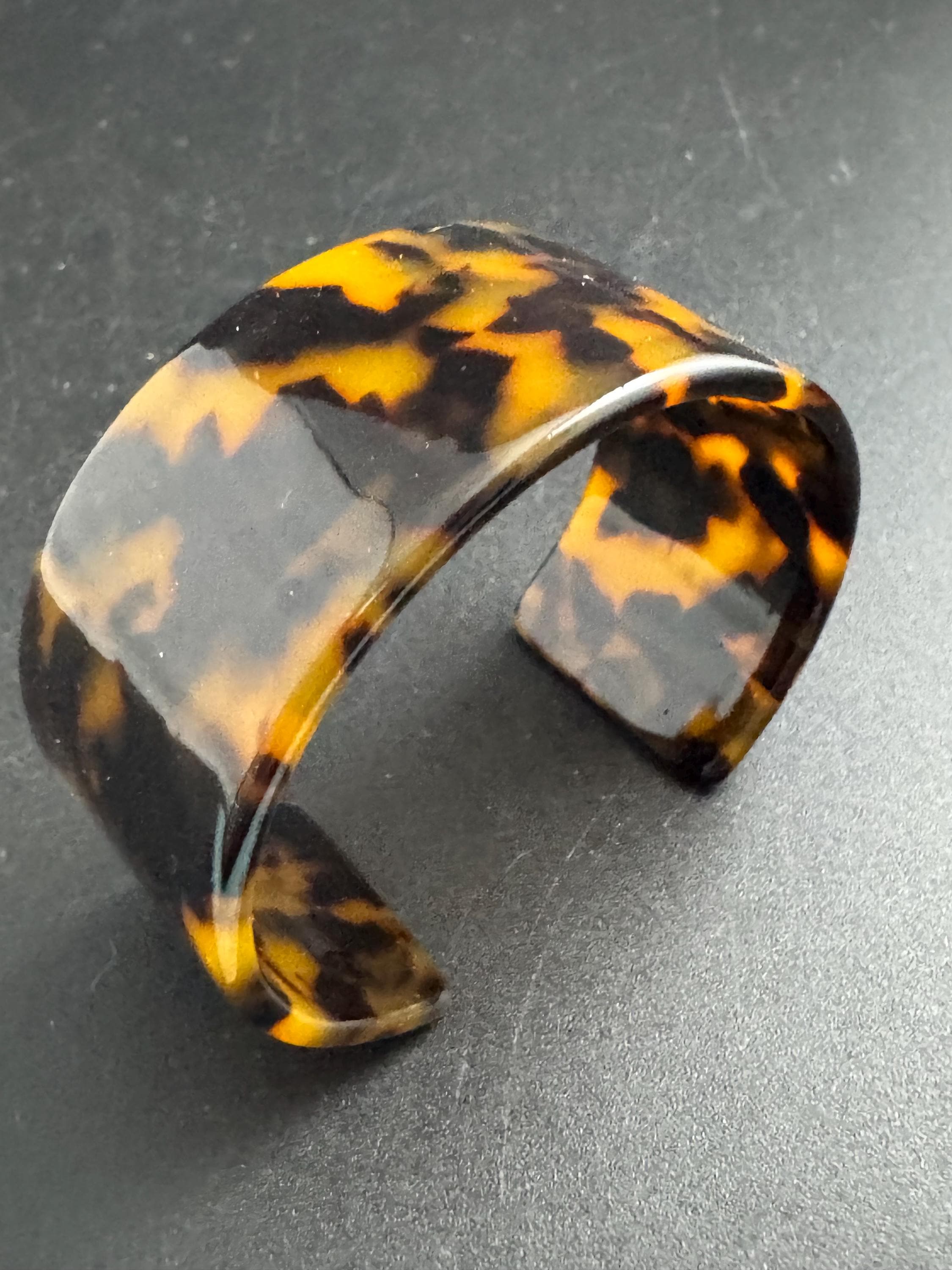 Wide tortoiseshell brown plastic  bangle, vintage open cuff bracelet
