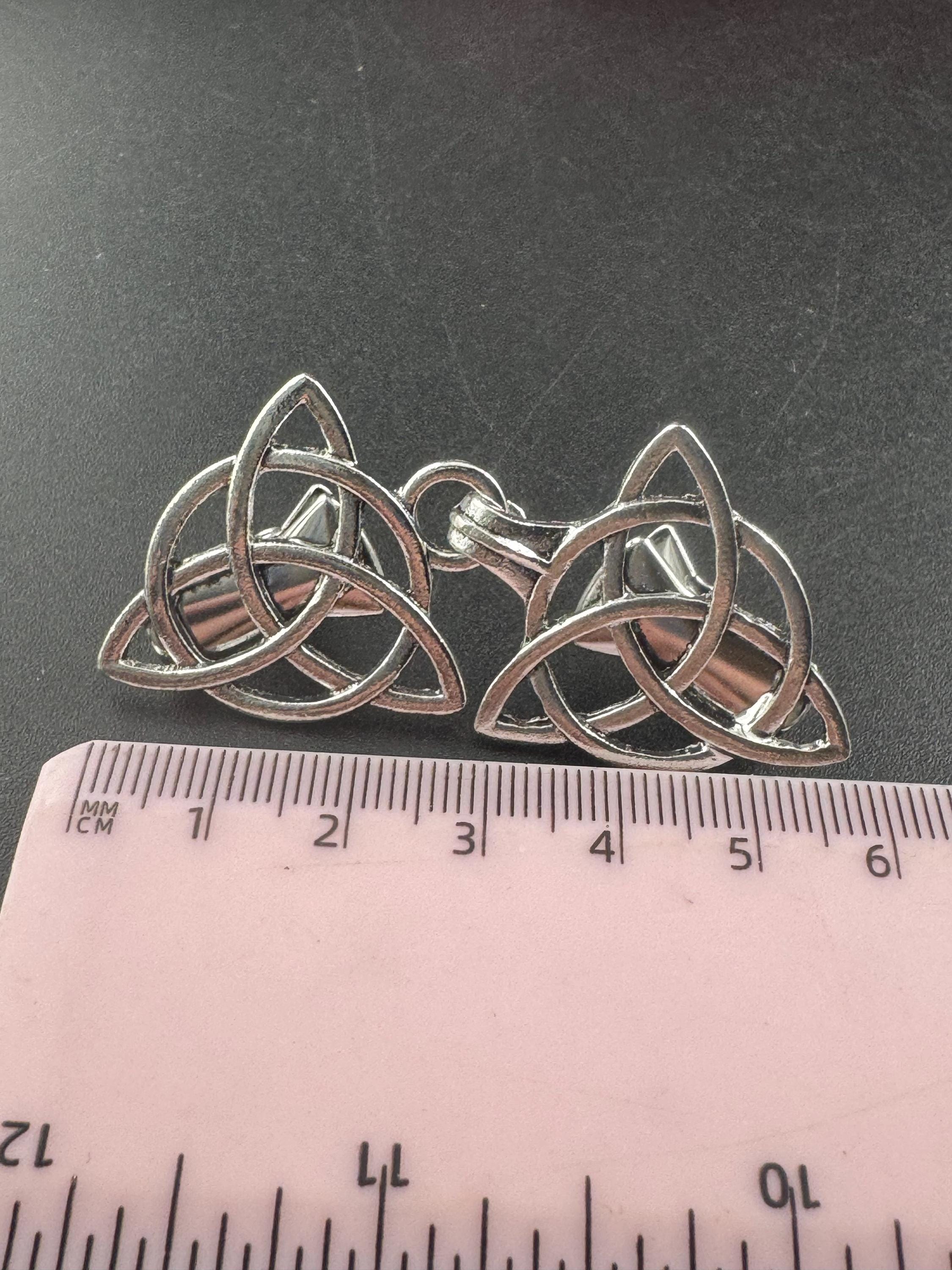 Silver cloak clip, Celtic Scottish style cardigan clasp, triangular double buckle cape clip