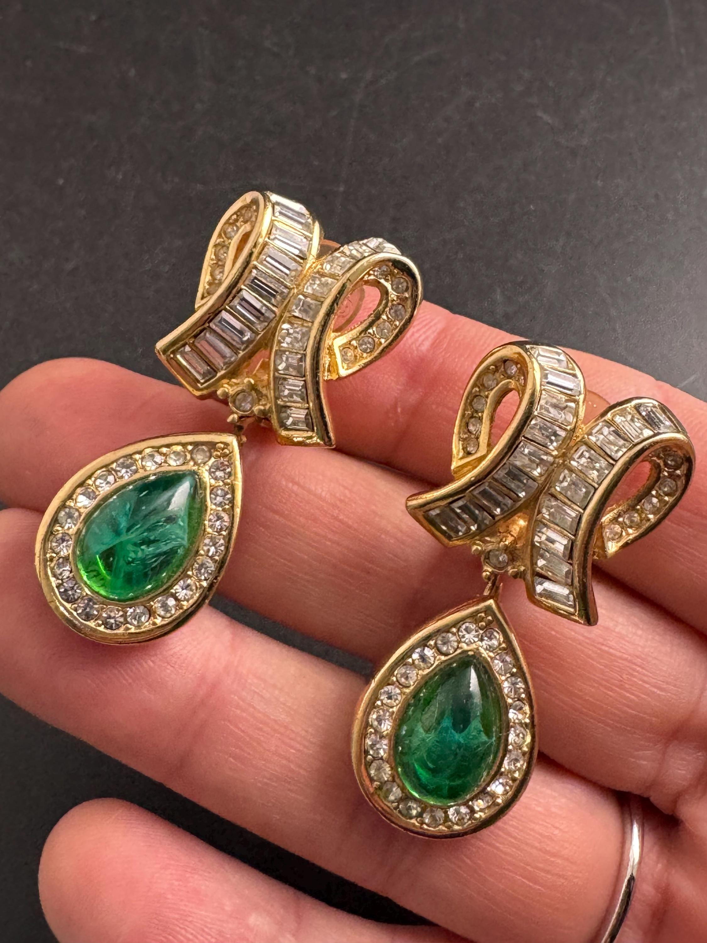 Vintage Christian Dior Grosse Green Gripoix Rhinestone Clip On Earrings