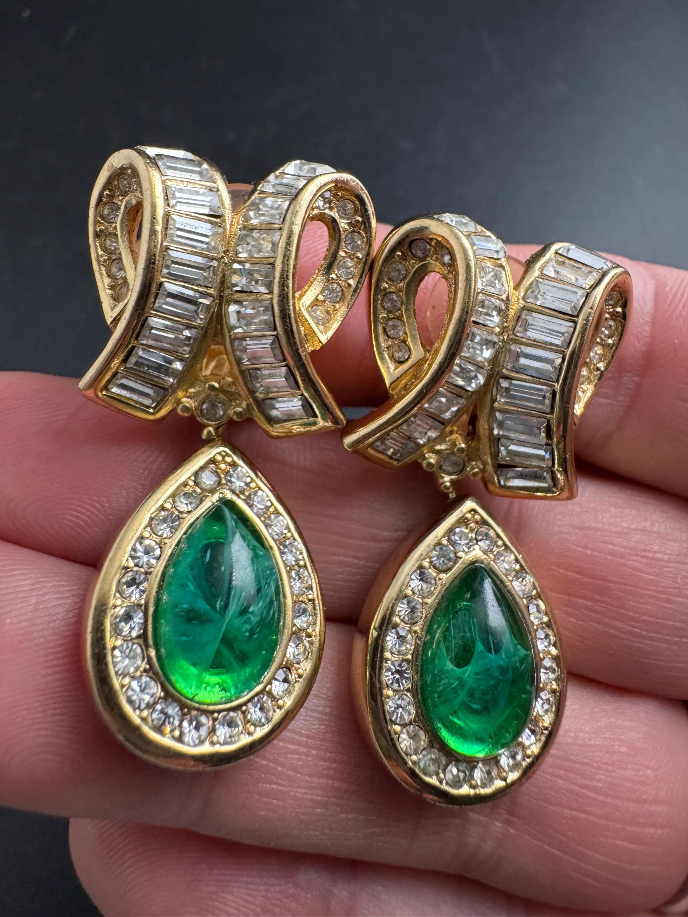 Vintage Christian Dior Grosse Green Gripoix Rhinestone Clip On Earrings