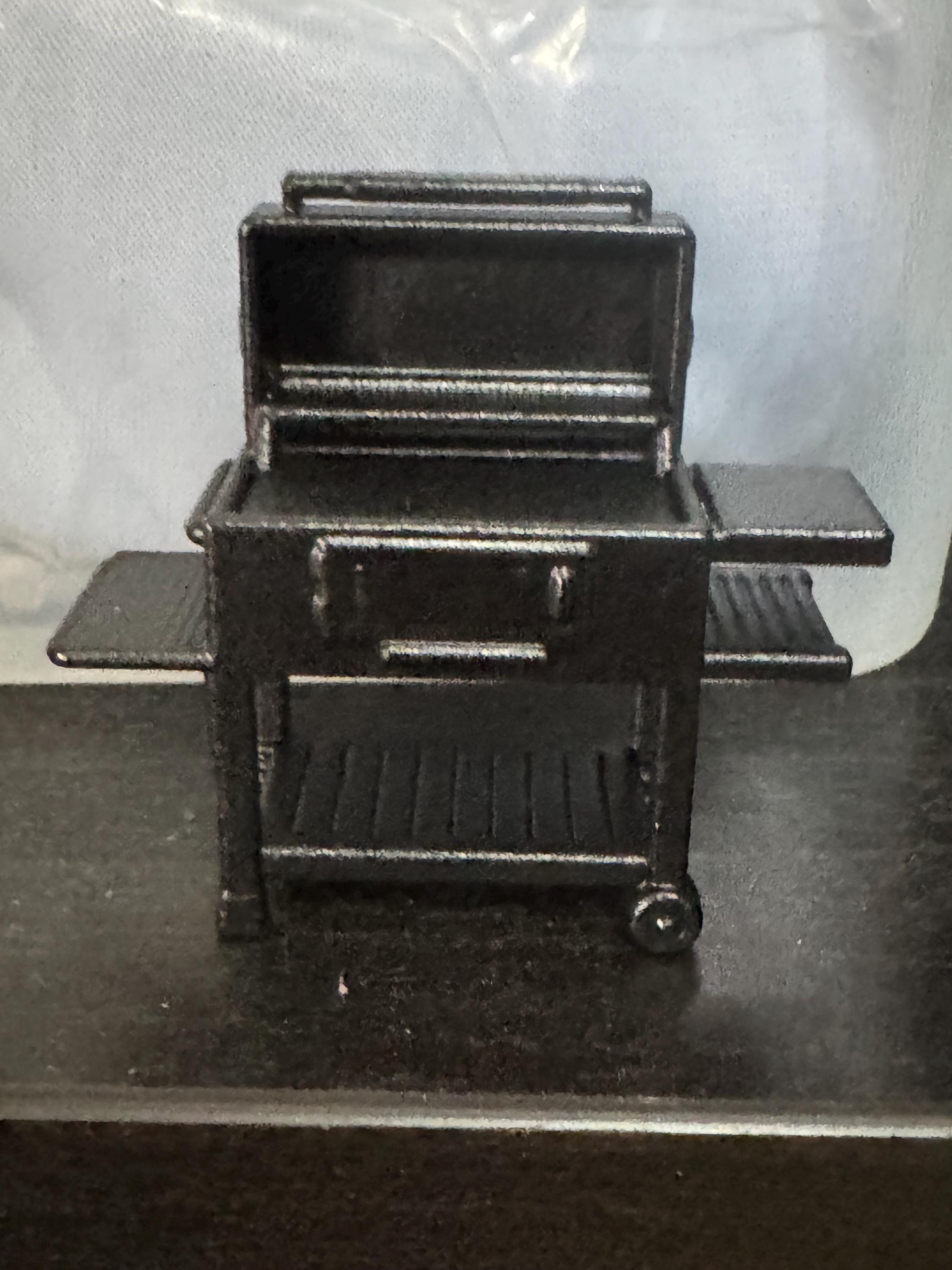 Miniature bbq barbecue cake topper , dollshouse fairy gardens, scenery , black acrylic