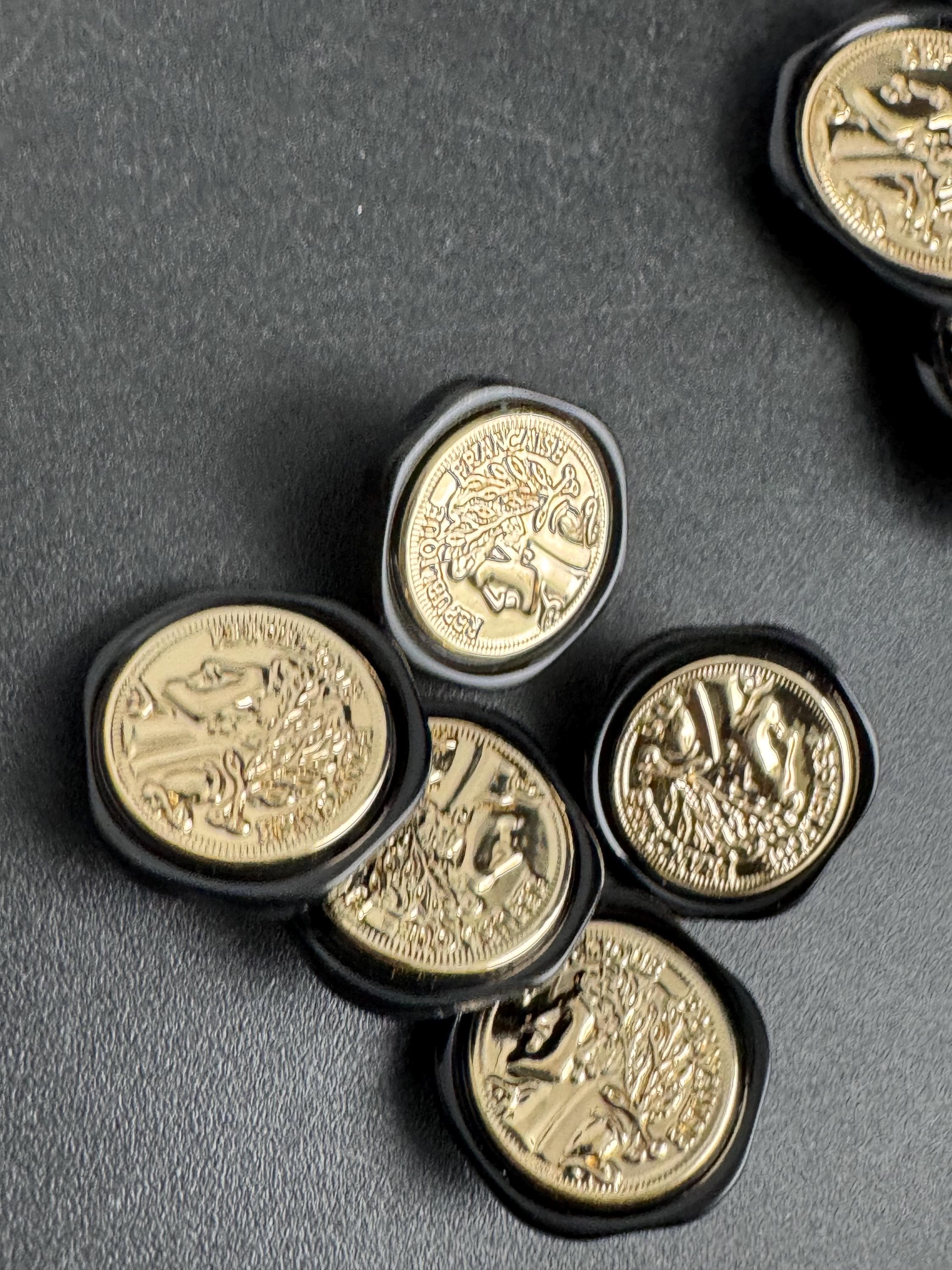 Gold coin buttons tortoiseshell black acrylic surround, choose size 25mm or 18mm ( 5pcs)
