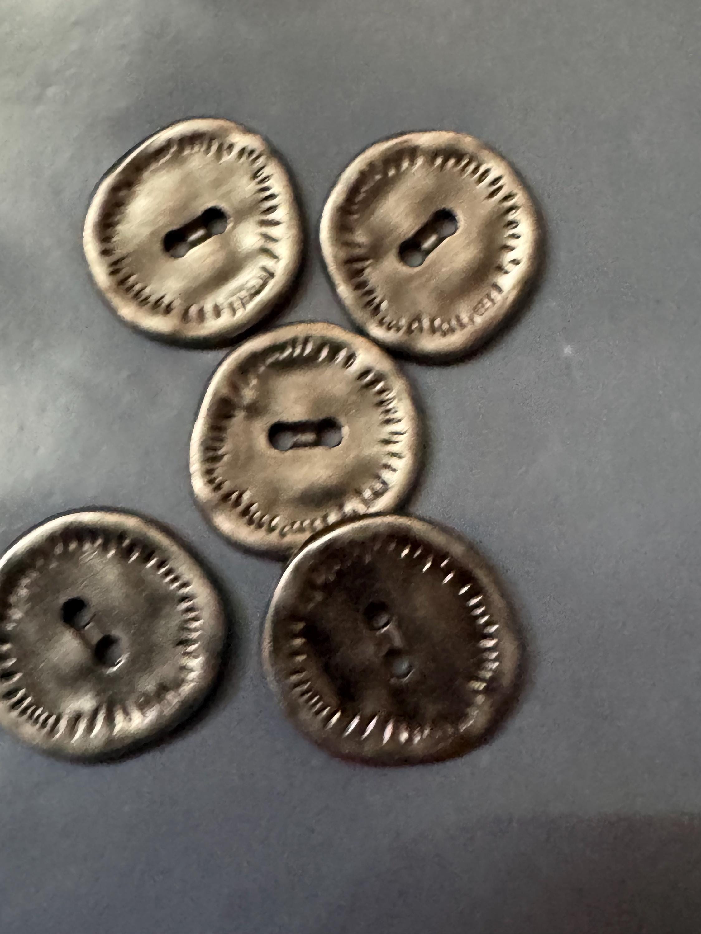Dark Silver Metal Buttons, 18mm Sewing Buttons (5pc)