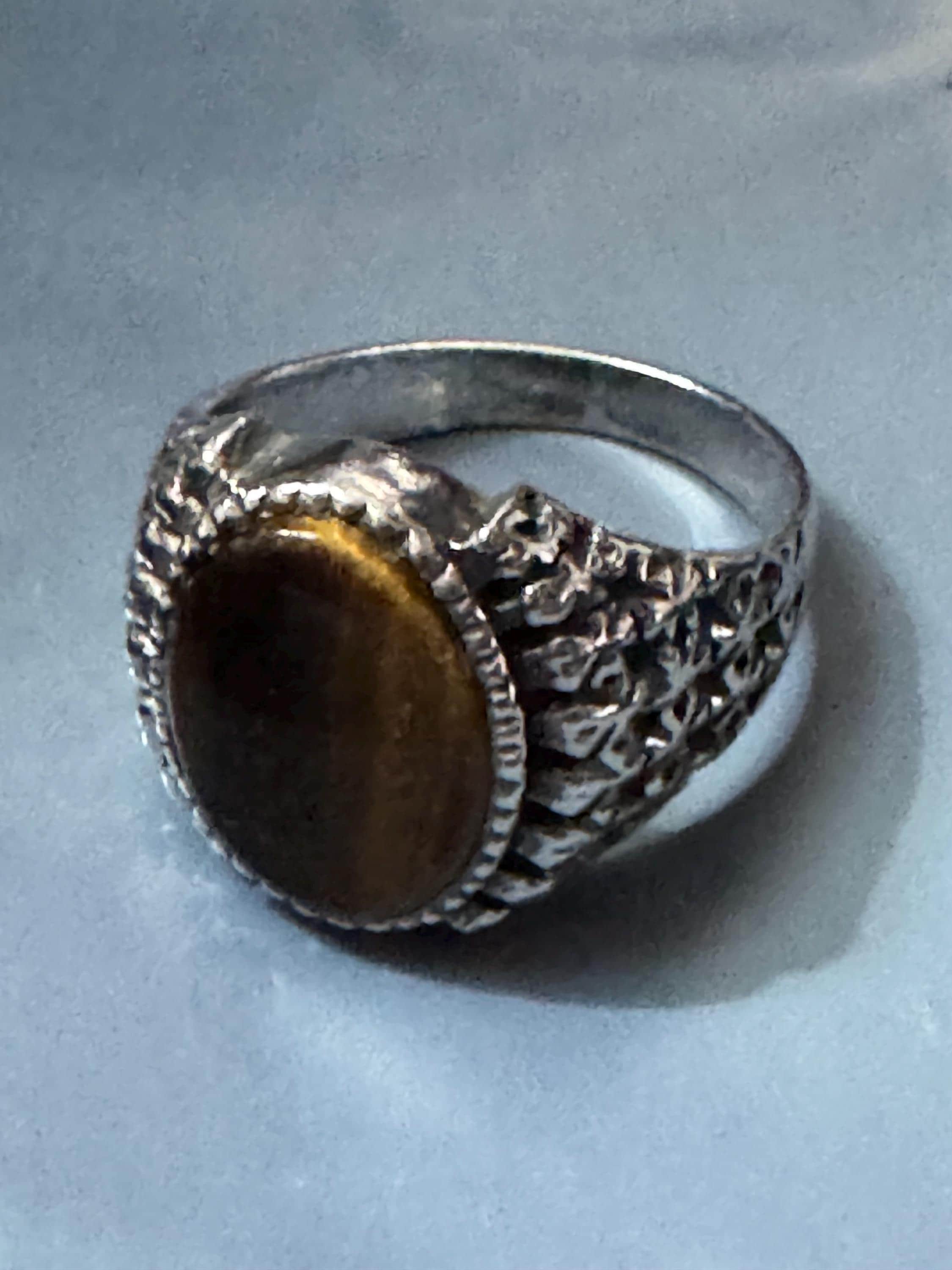 Size S tigers eye gemstone ring, 925 sterling silver brutalist 1970s