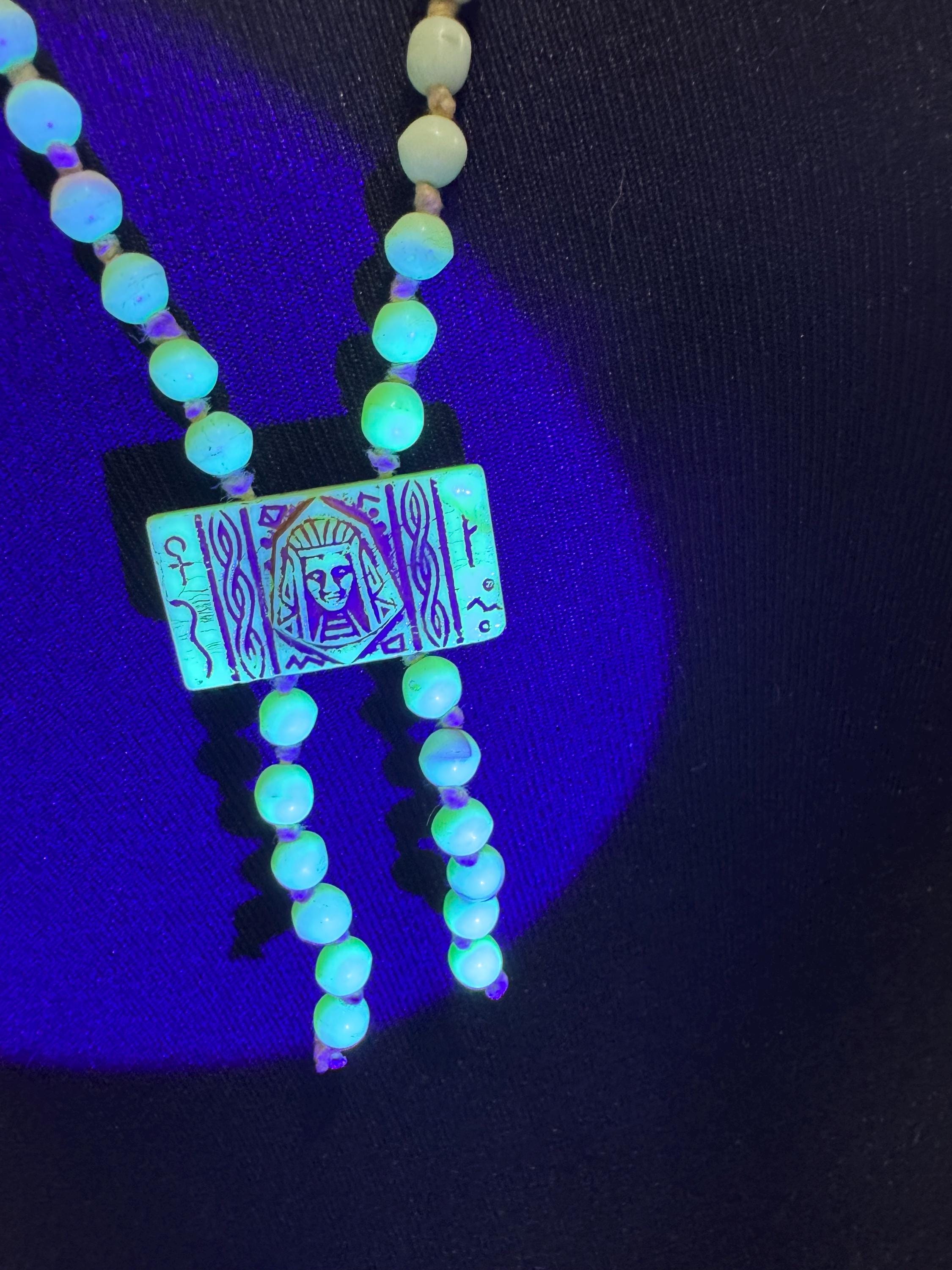 neiger UV coffin necklace, cream beads 84cm uranium glass