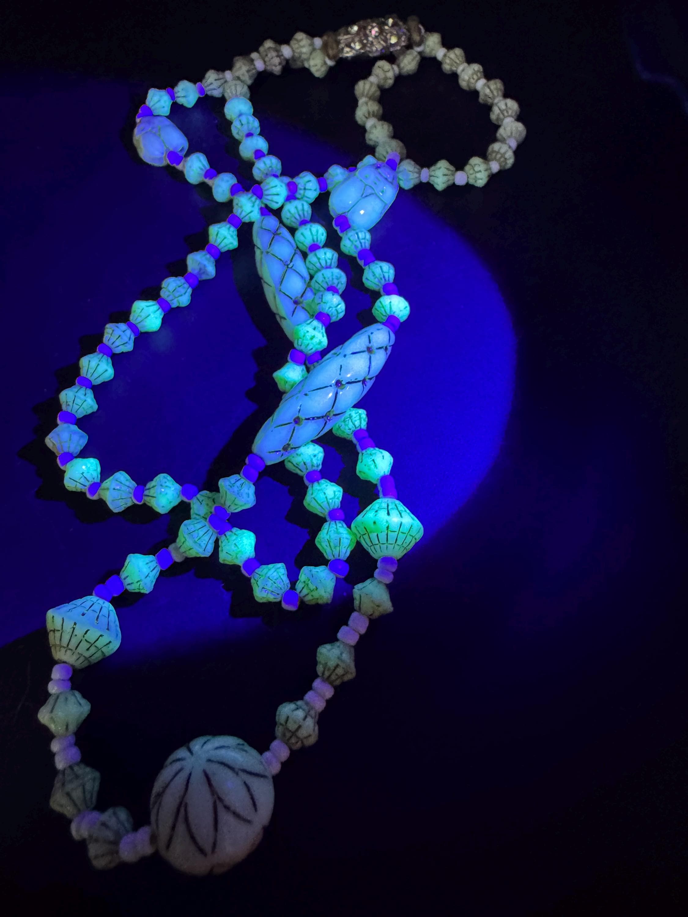 neiger UV Multistrand necklace, cream beads 41cm uranium glass