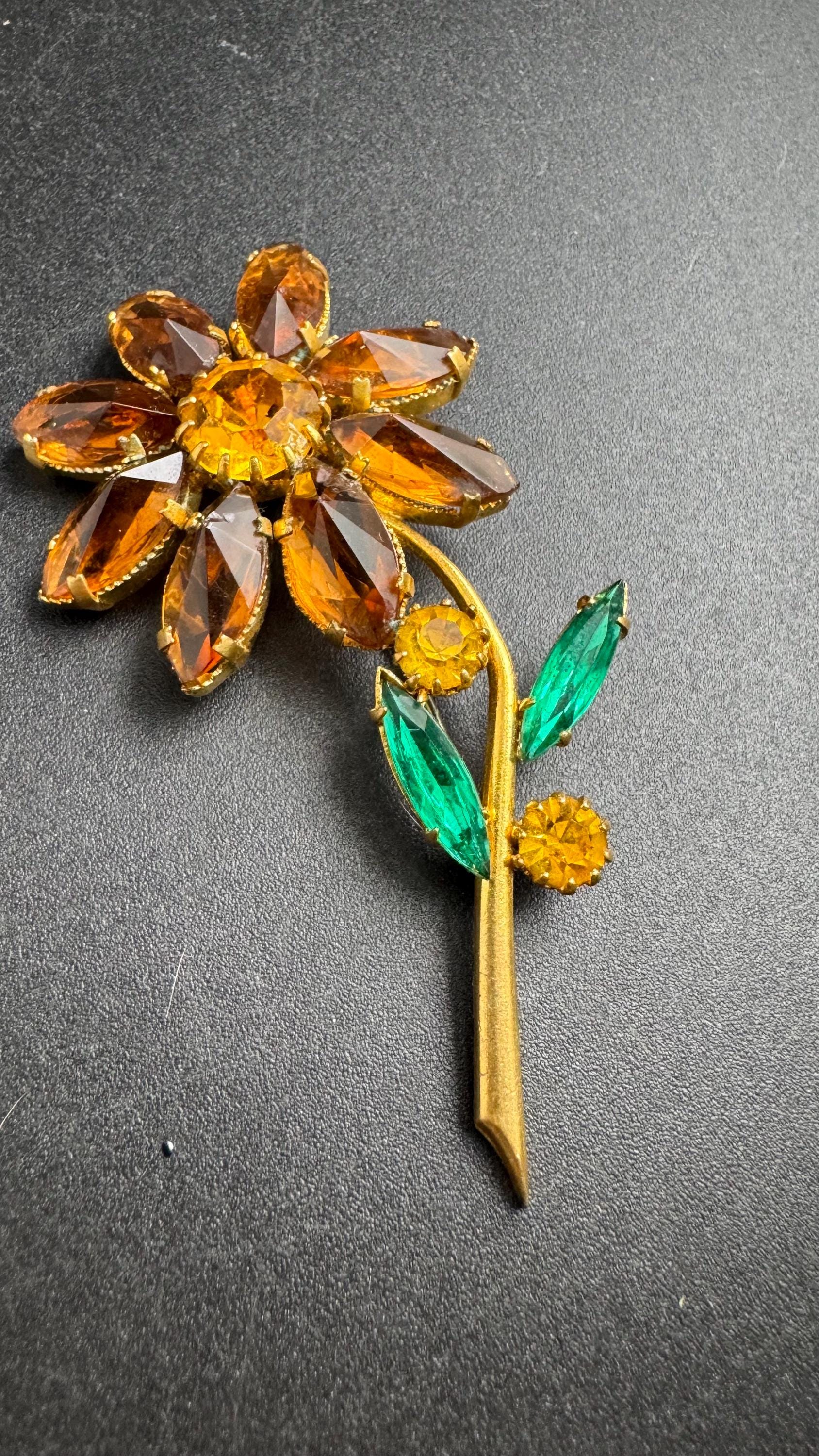Rhinestone brown flower brooch, 7cm with green glass faceted open back crystals vintage