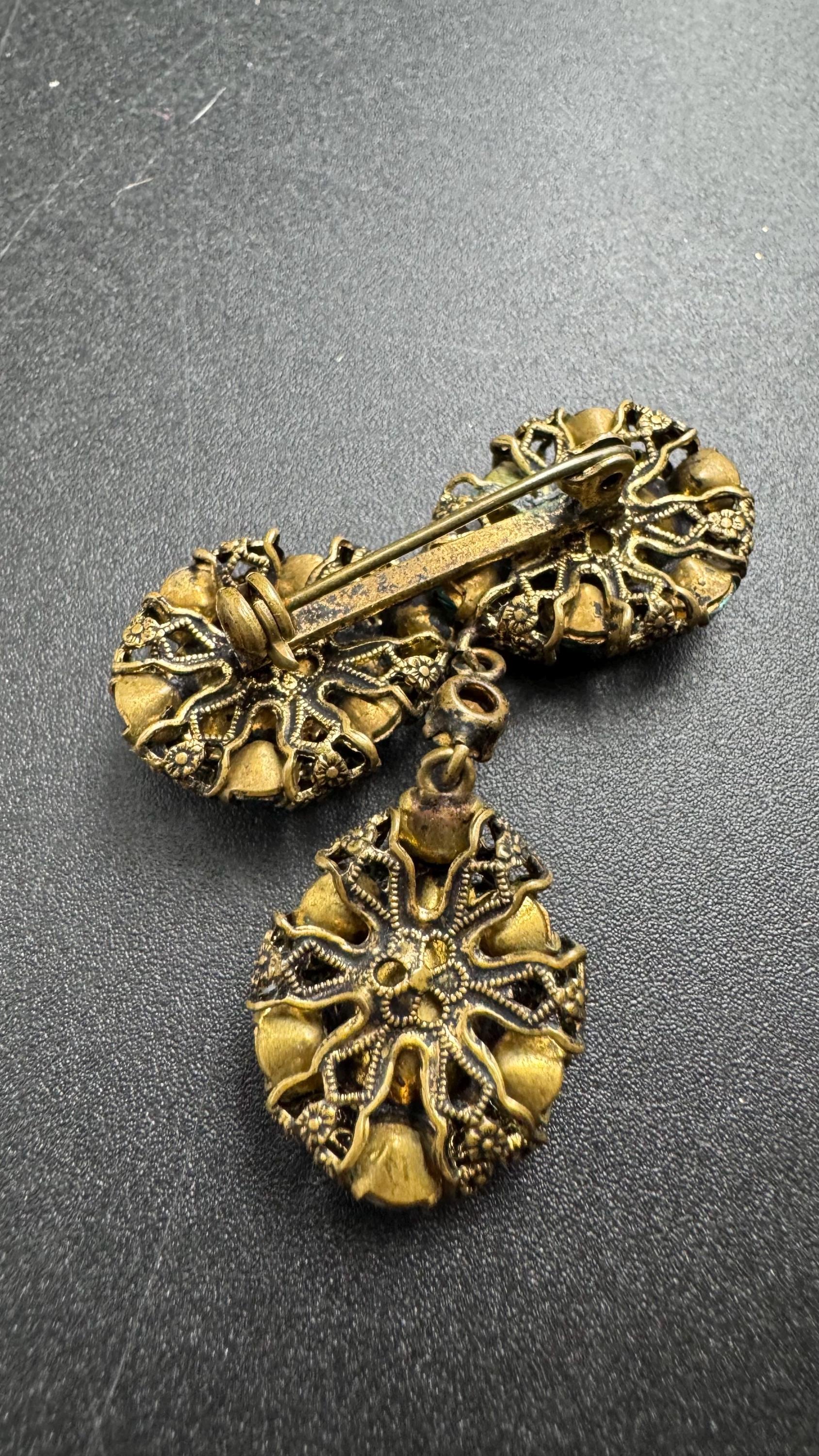 Czech emerald filigree dropper brooch,  turquoise blue rhinestone teardrop Peking glass Art Deco