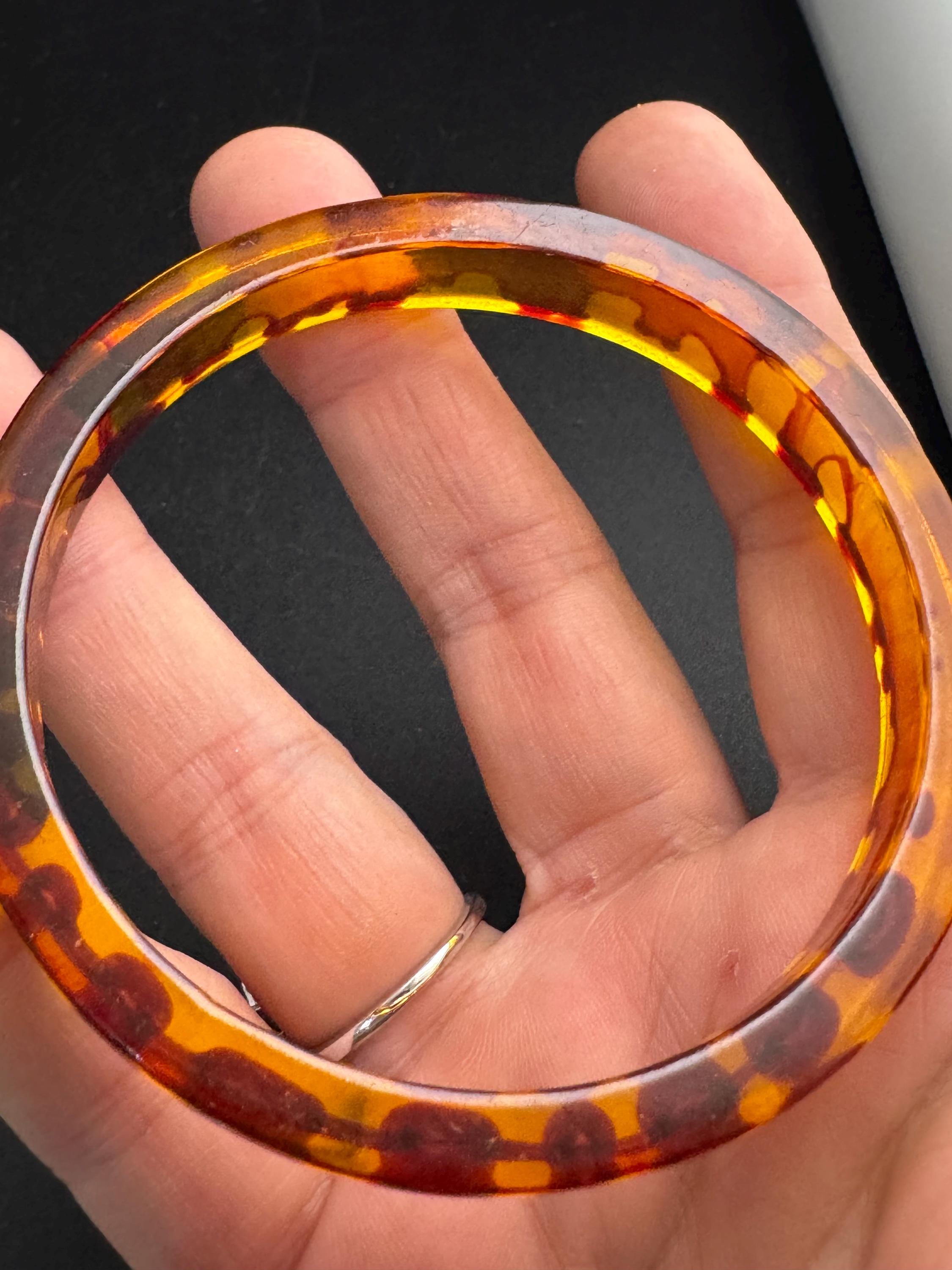 Faux tortoiseshell brown bangle, vintage early plastic bracelet ideal for stacking layering