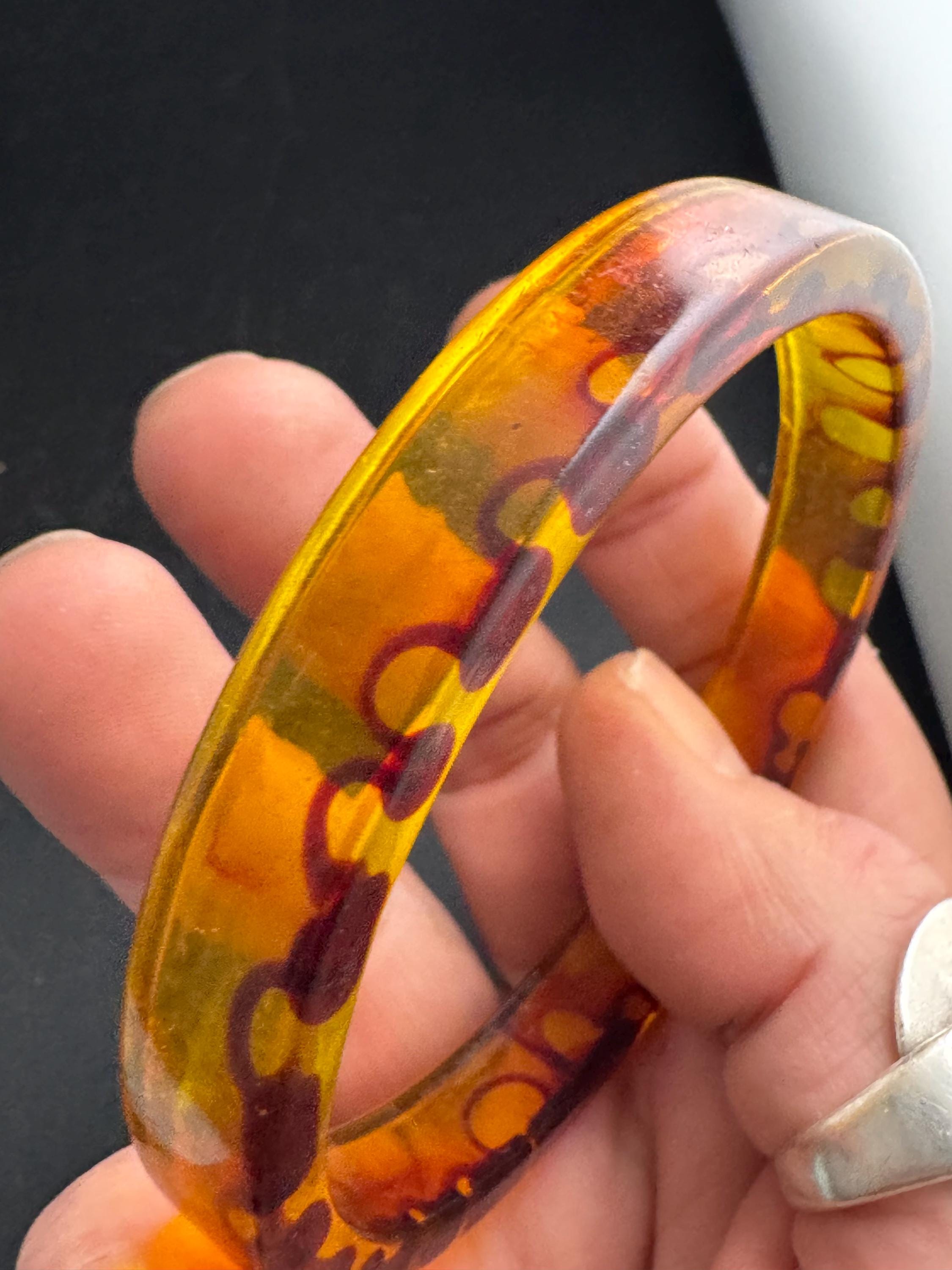 Faux tortoiseshell brown bangle, vintage early plastic bracelet ideal for stacking layering