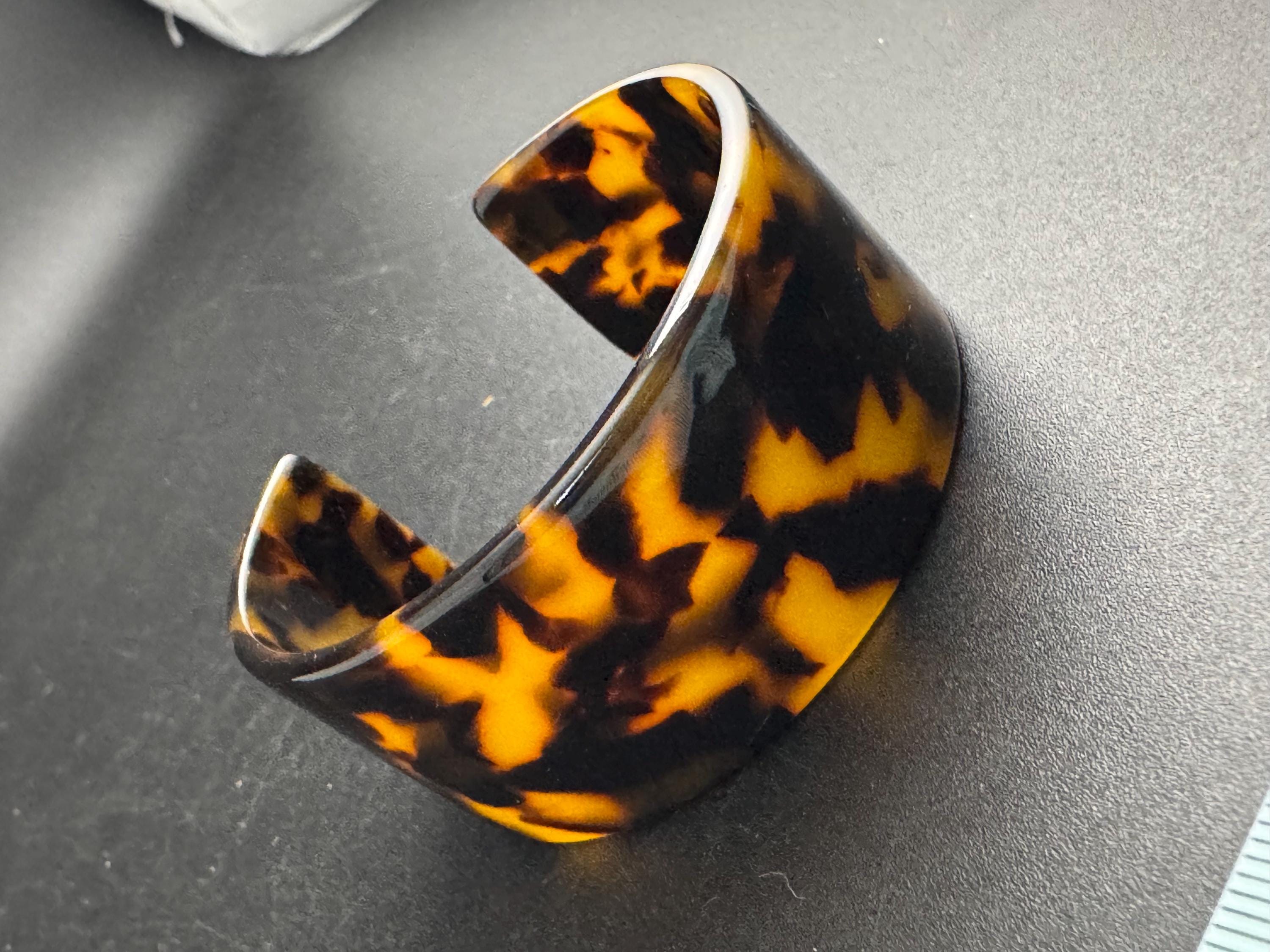 Wide tortoiseshell brown plastic  bangle, vintage open cuff bracelet