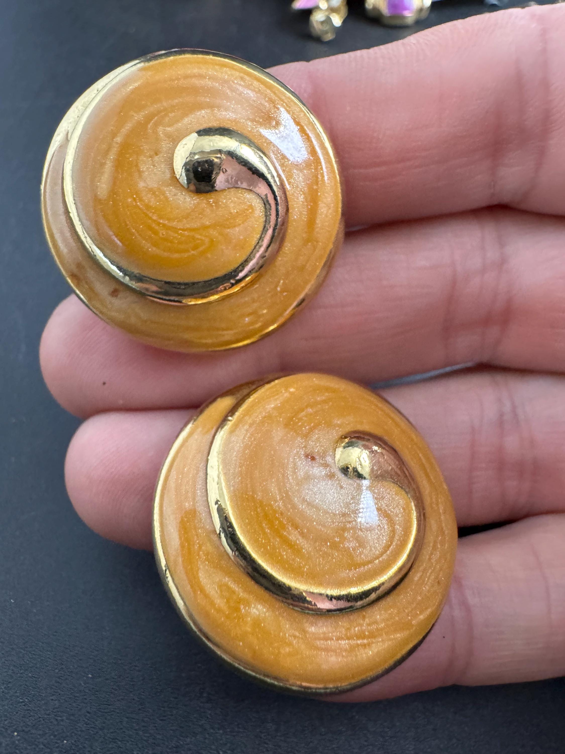 Beige neutral Enamel Clip On Earrings: jaques vert vintage gold plated