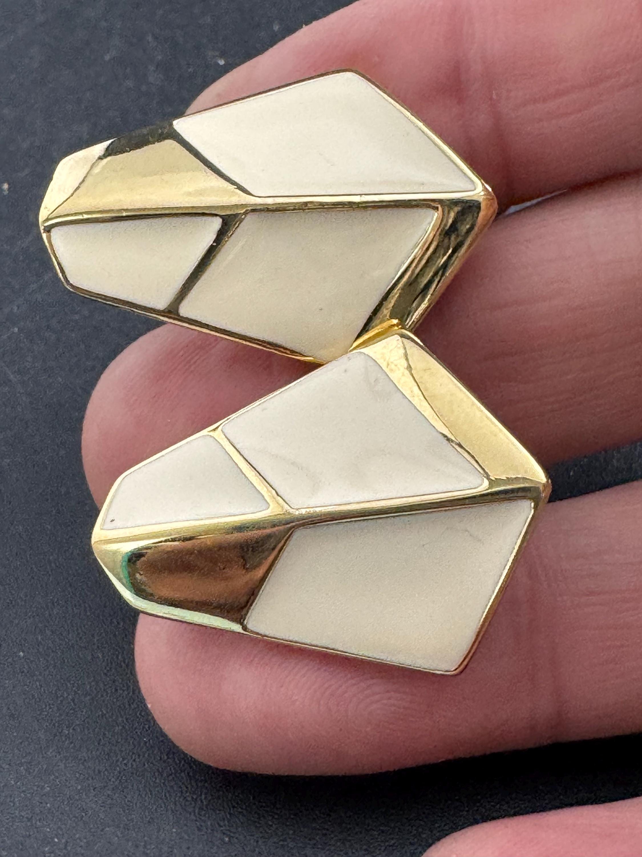 Trifari cream Enamel Clip On Earrings: vintage gold plated signed