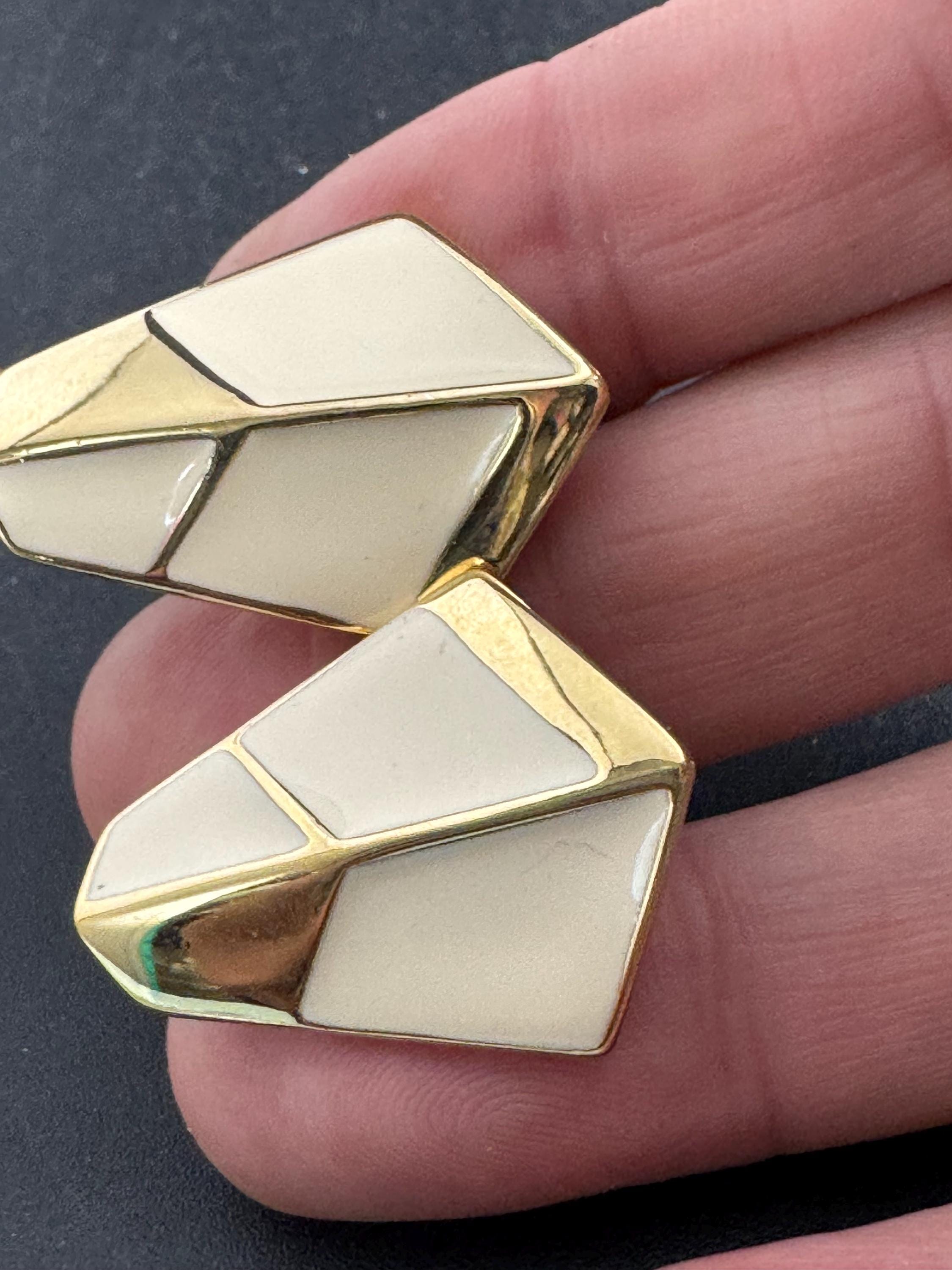 Trifari cream Enamel Clip On Earrings: vintage gold plated signed