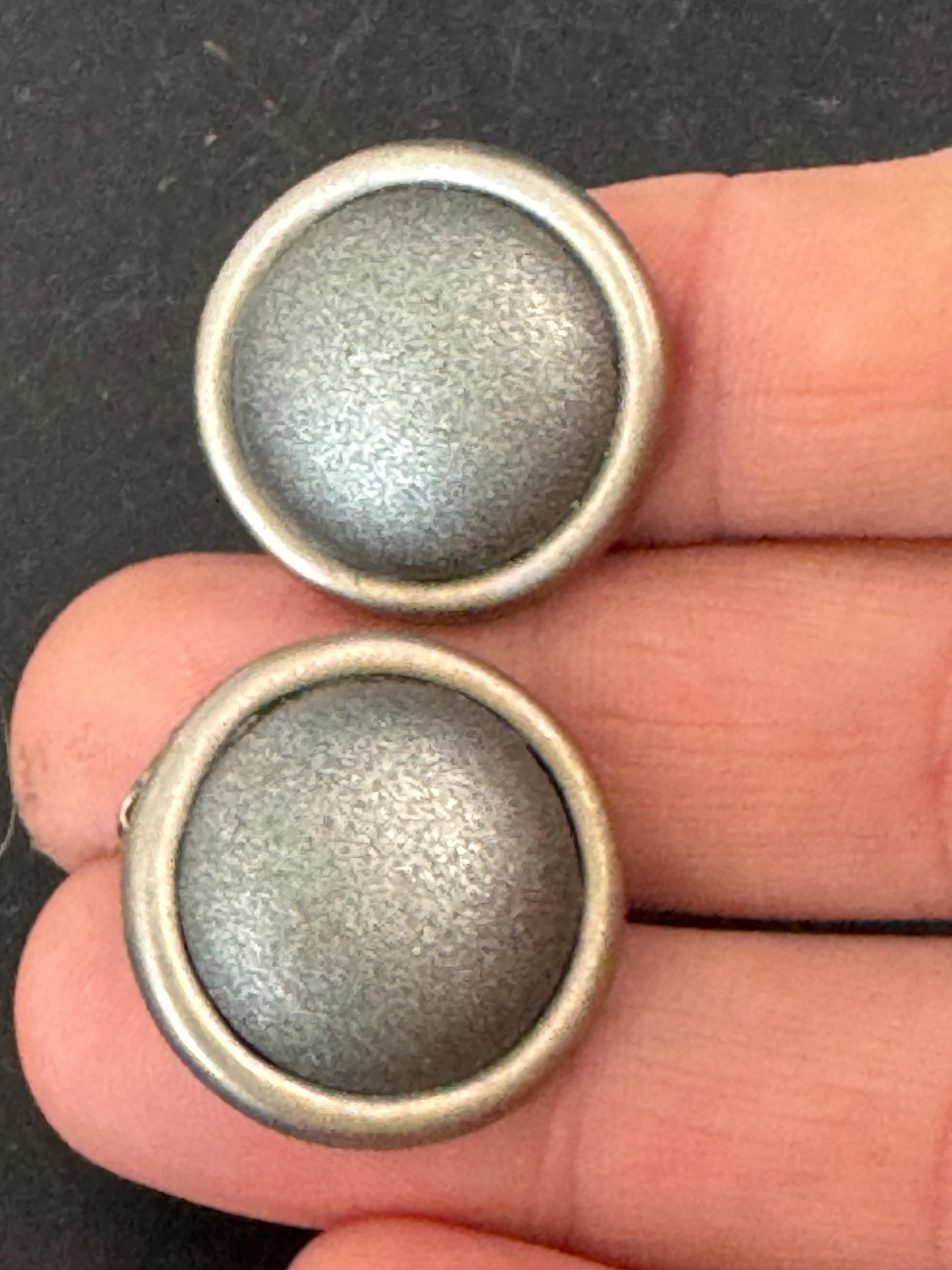 Italian round Clip On Earrings: slate grey and silver tone vintage deadstock