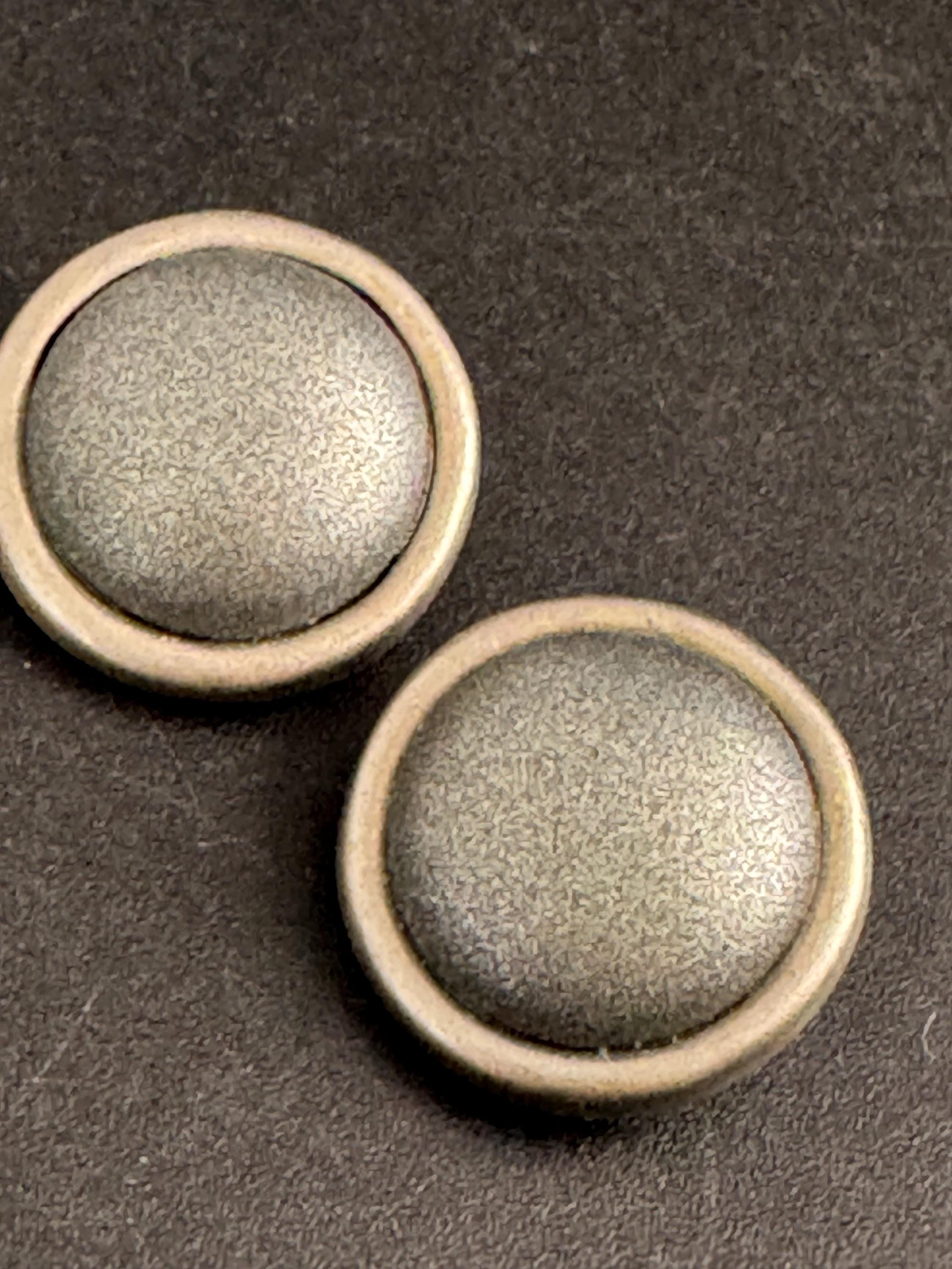 Italian round Clip On Earrings: slate grey and silver tone vintage deadstock