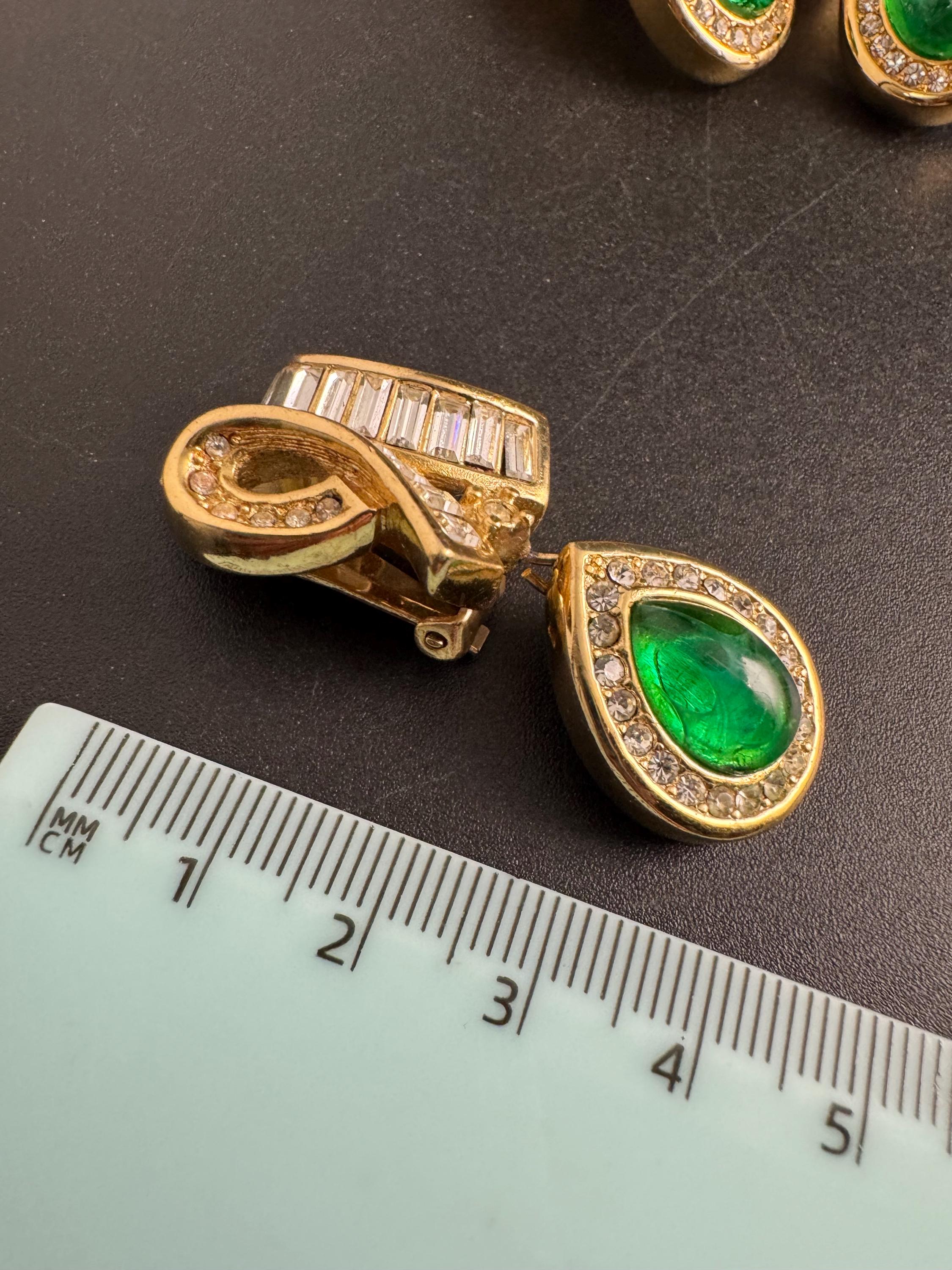 Vintage Christian Dior Grosse Green Gripoix Rhinestone Clip On Earrings