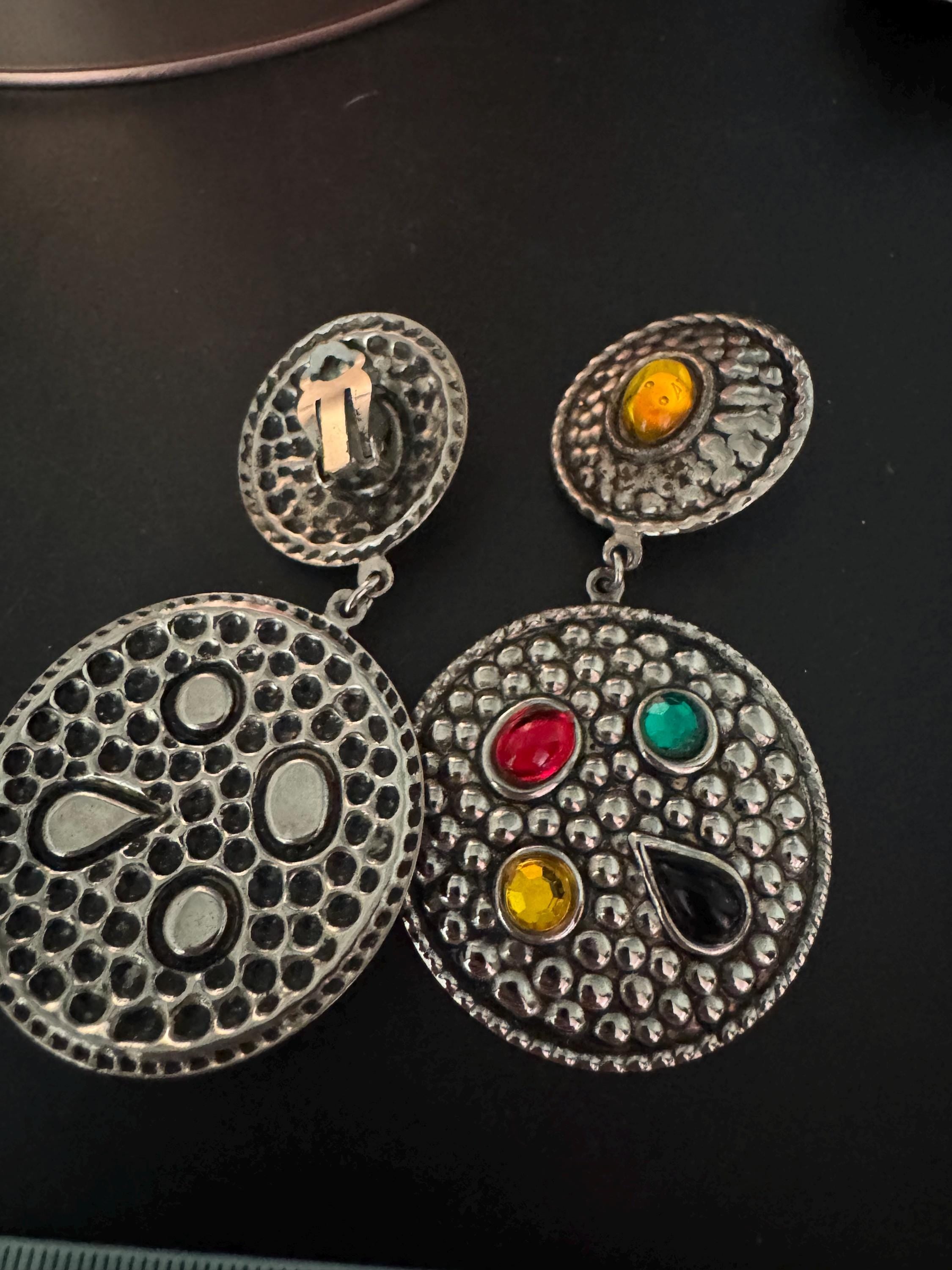 Cabochon disc clip on earrings, silver tone coloured stones lightweight metal