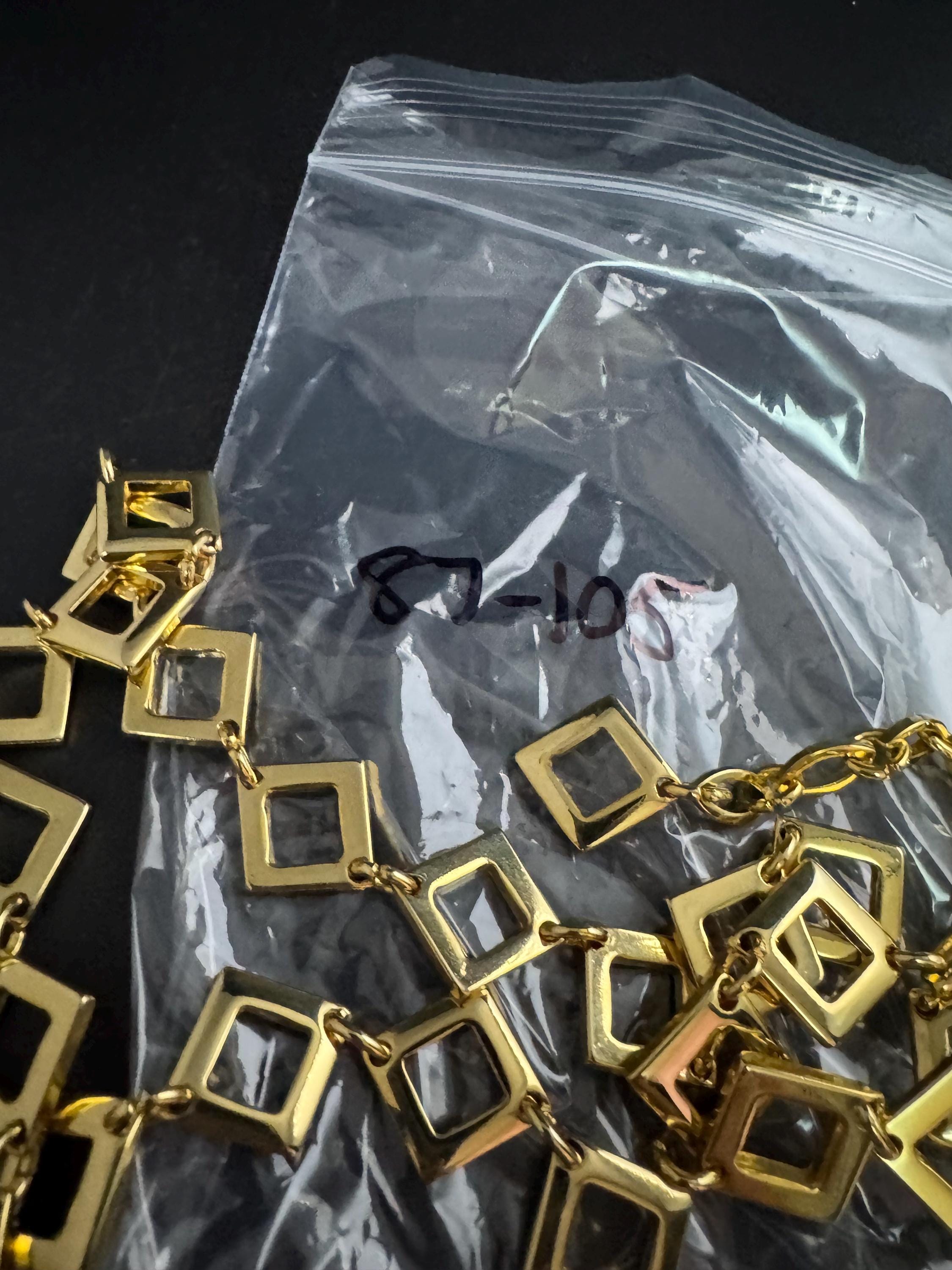 Ladies gold metal chain belt, fits 87- to 105cm vintage fashion