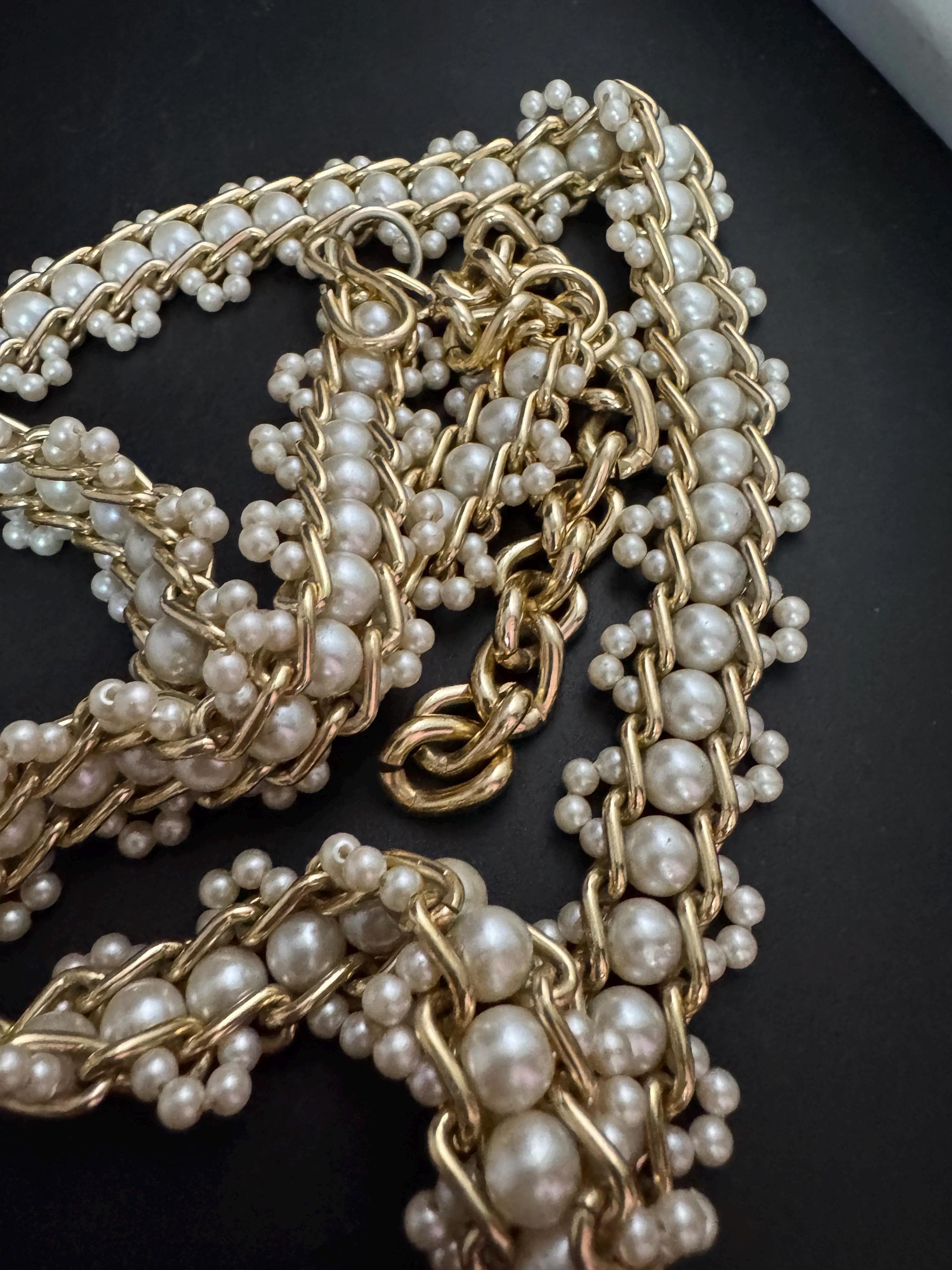 beaded Pearl chain belt, fits 77-91cm Vintage gold tone