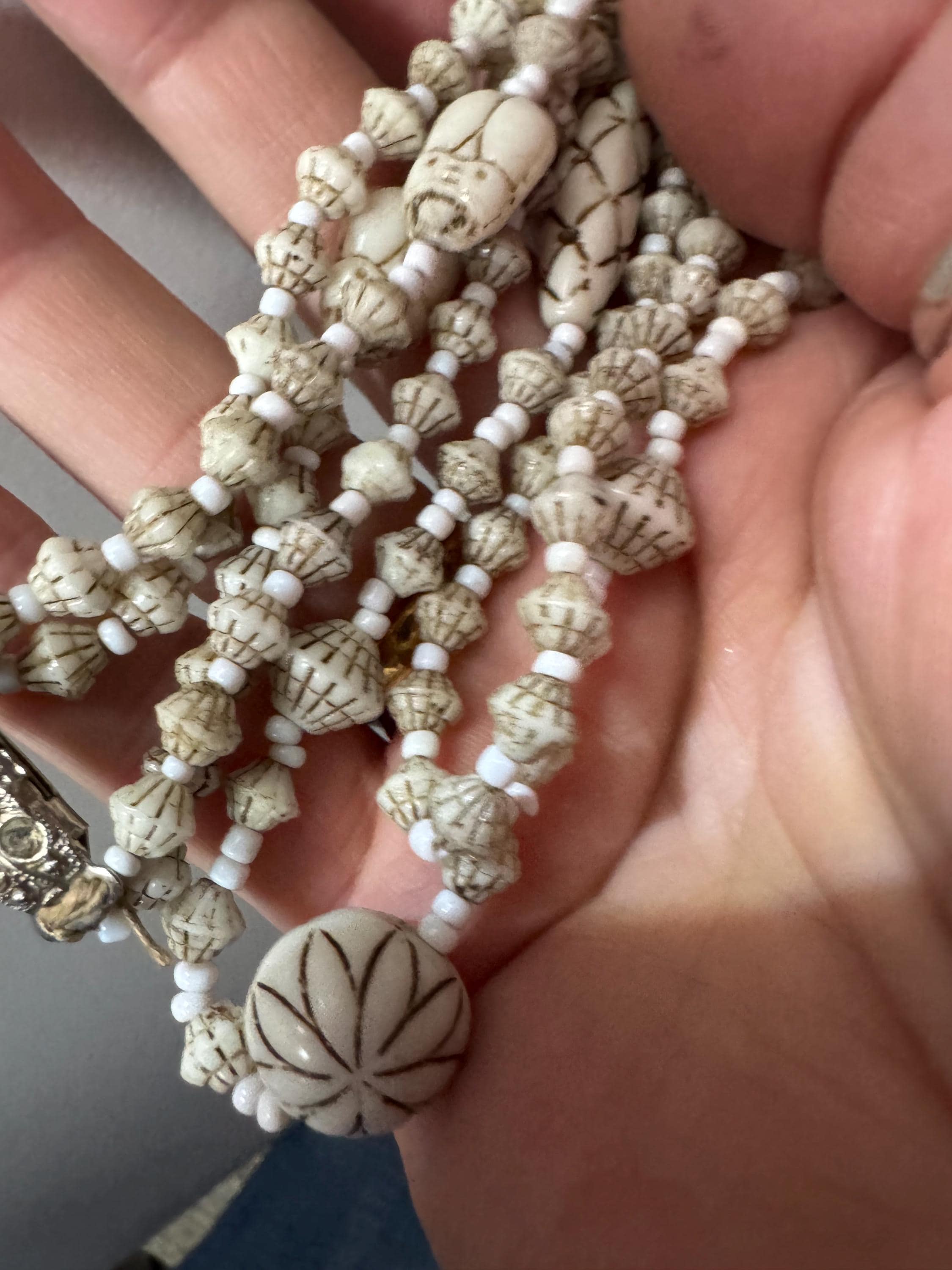 neiger UV Multistrand necklace, cream beads 41cm uranium glass