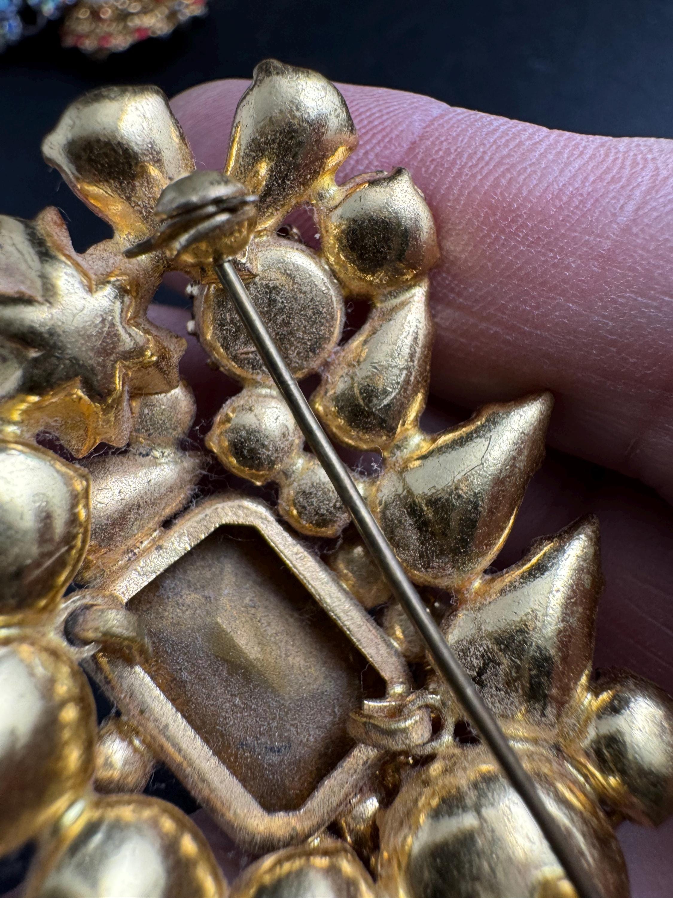 Juliana brown rhinestone brooch, ab and orange stones , double prong back