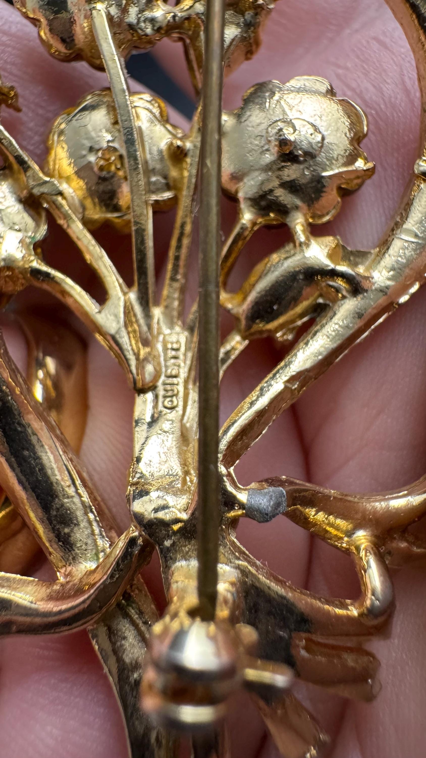 Signed EXQUISITE watermelon flower brooch, gold tone rhinestones