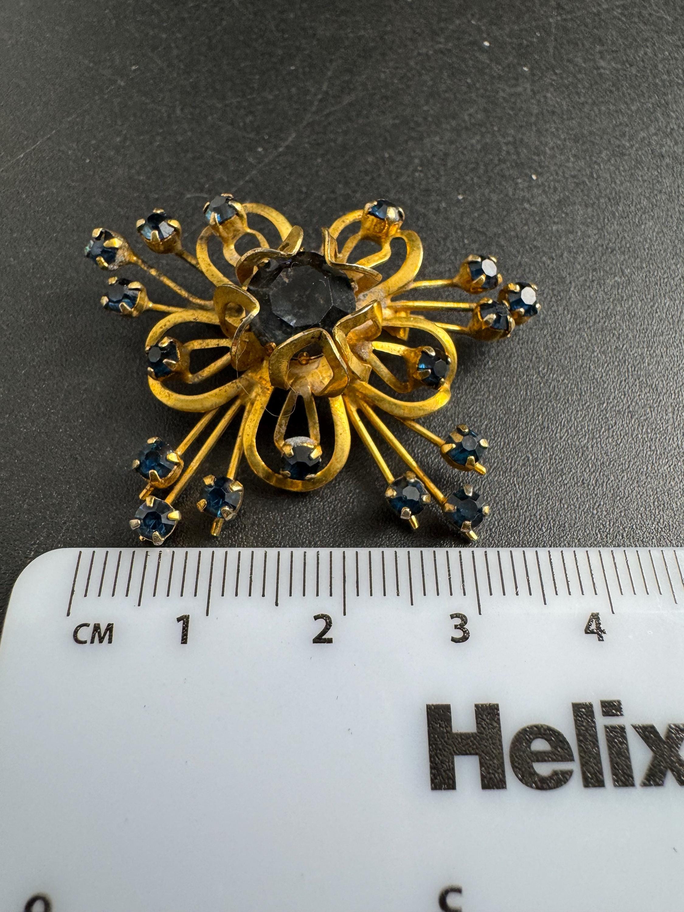 Dark blue rhinestone brooch, gold plated vintage sapphire crystals