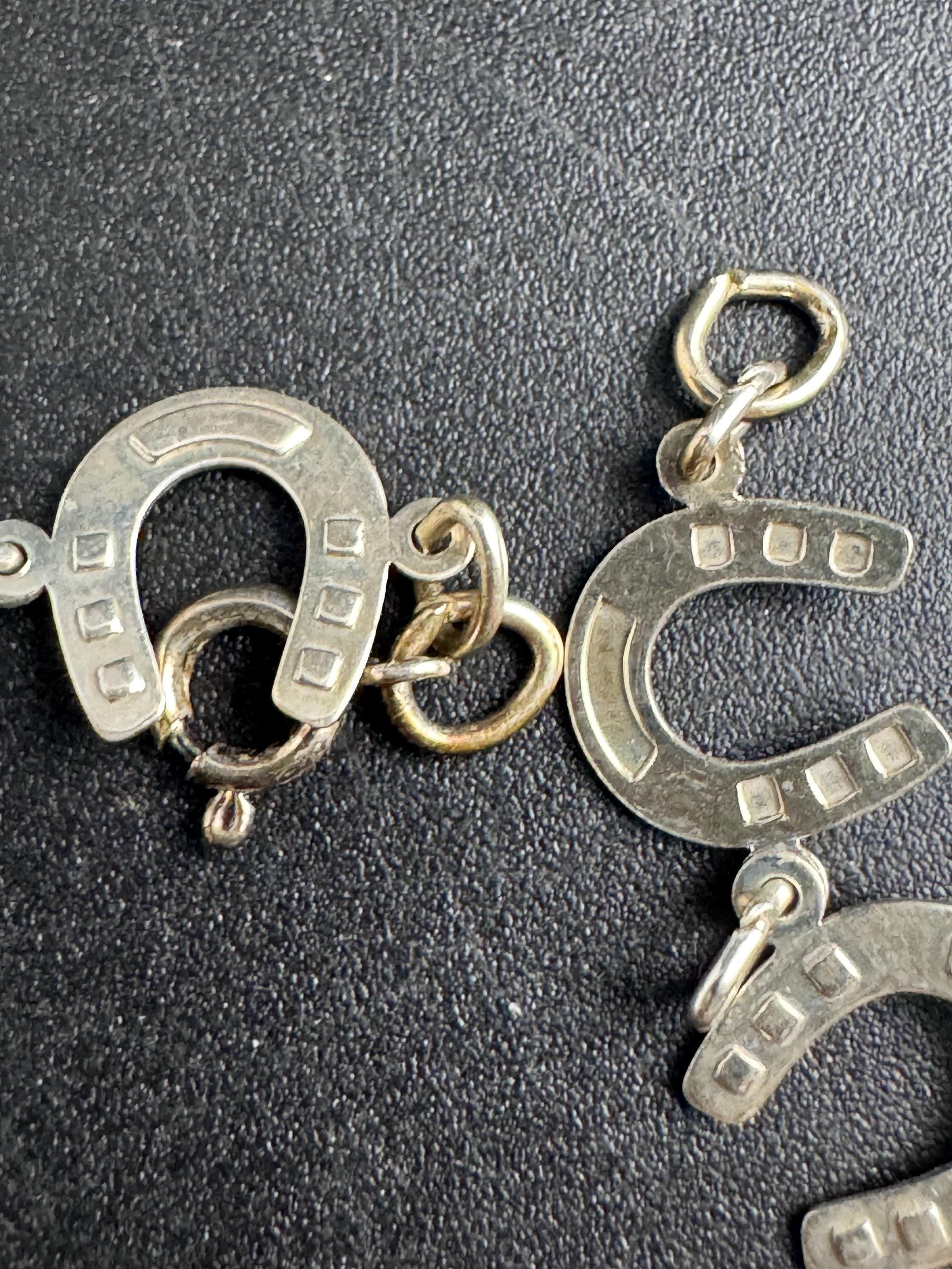 925 Horseshoe Bracelet -  Vintage Sterling Silver dainty piece