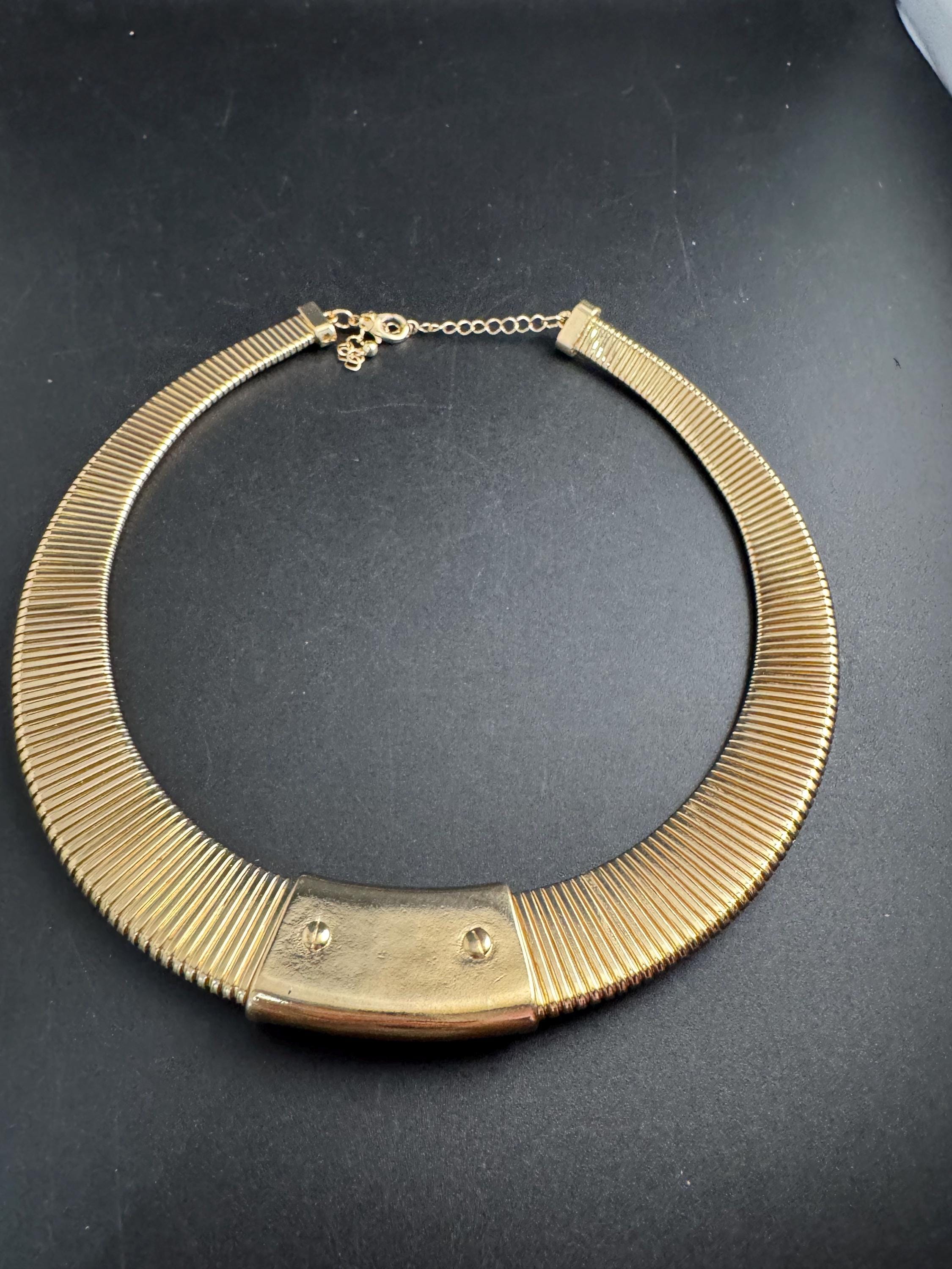 Wide gold omega choker necklace, statement piece 90s vintage