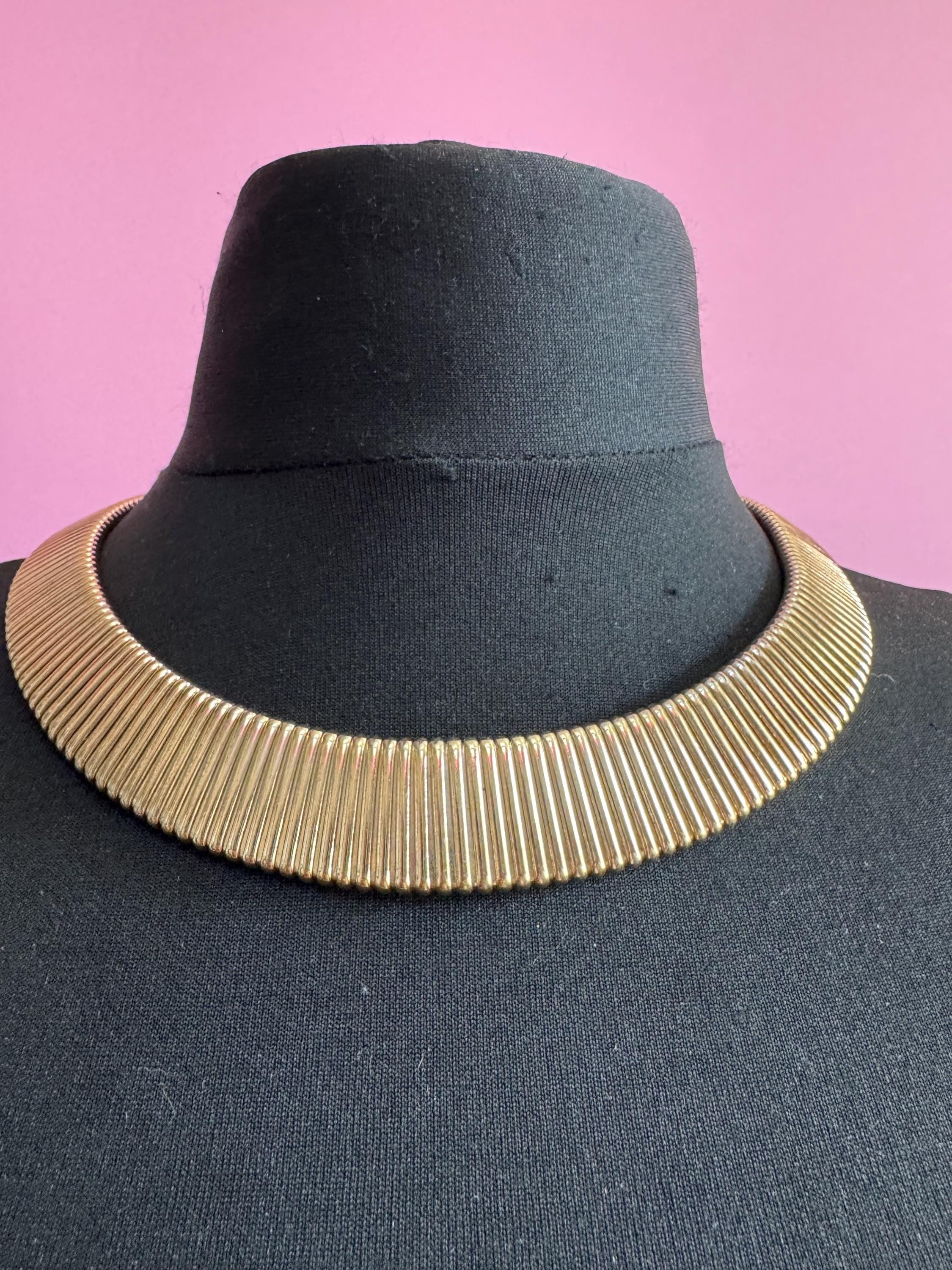 Wide gold omega choker necklace, statement piece 90s vintage